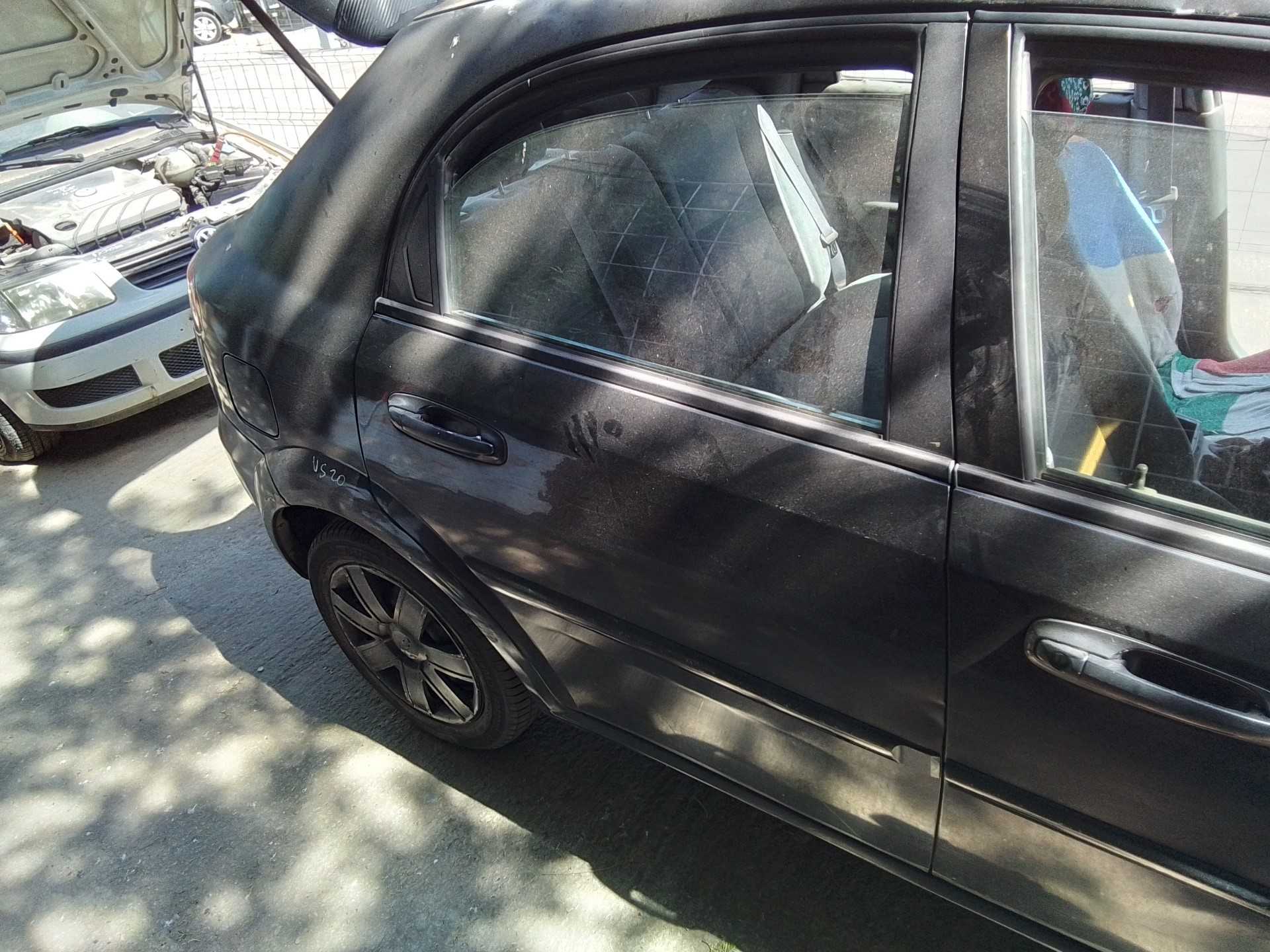 Recambio de puerta trasera derecha para chevrolet lacetti 1.6 cat referencia OEM IAM   