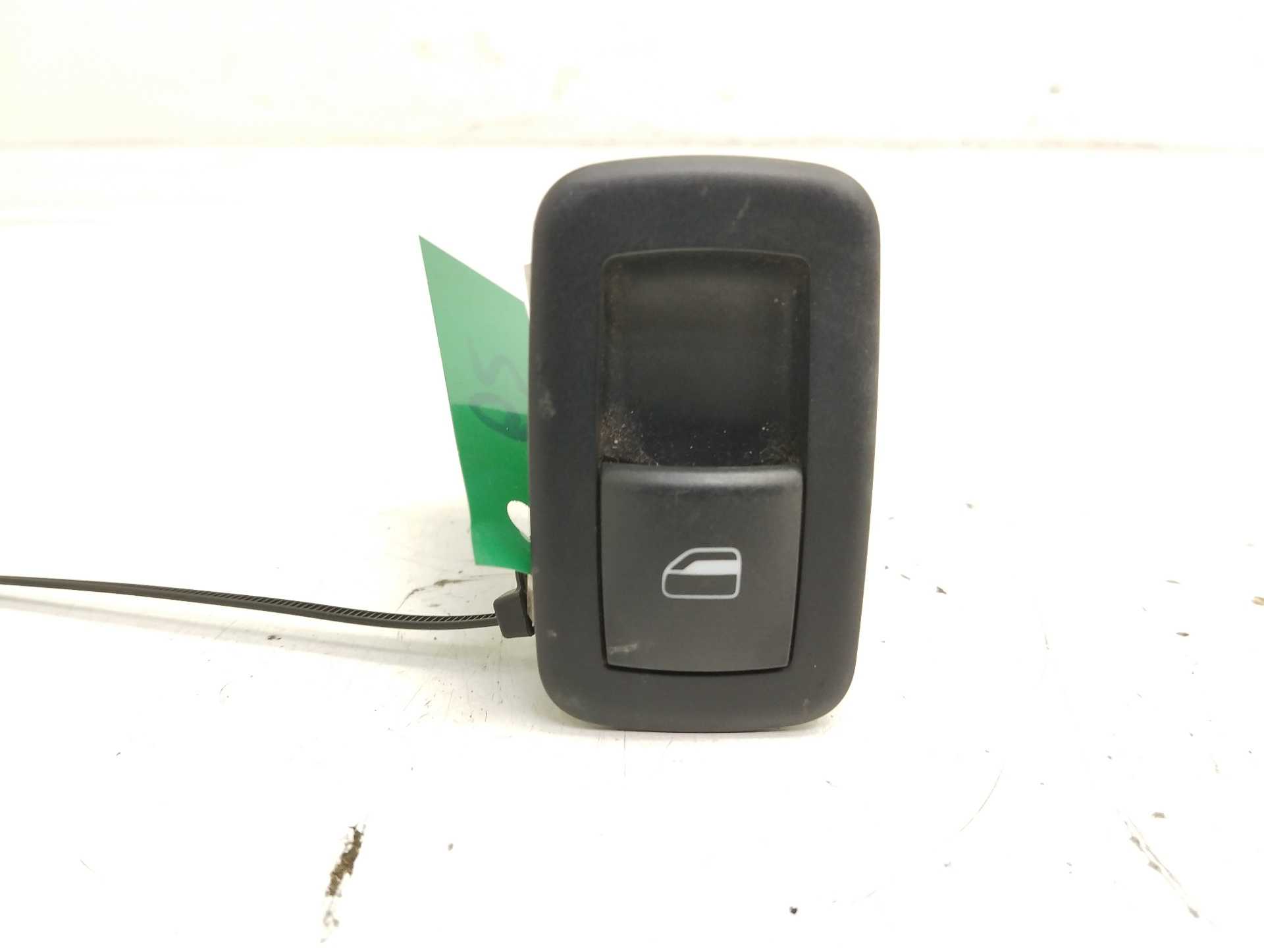 Recambio de mando elevalunas trasero derecho para dodge journey se referencia OEM IAM 1003138 04602531AE 