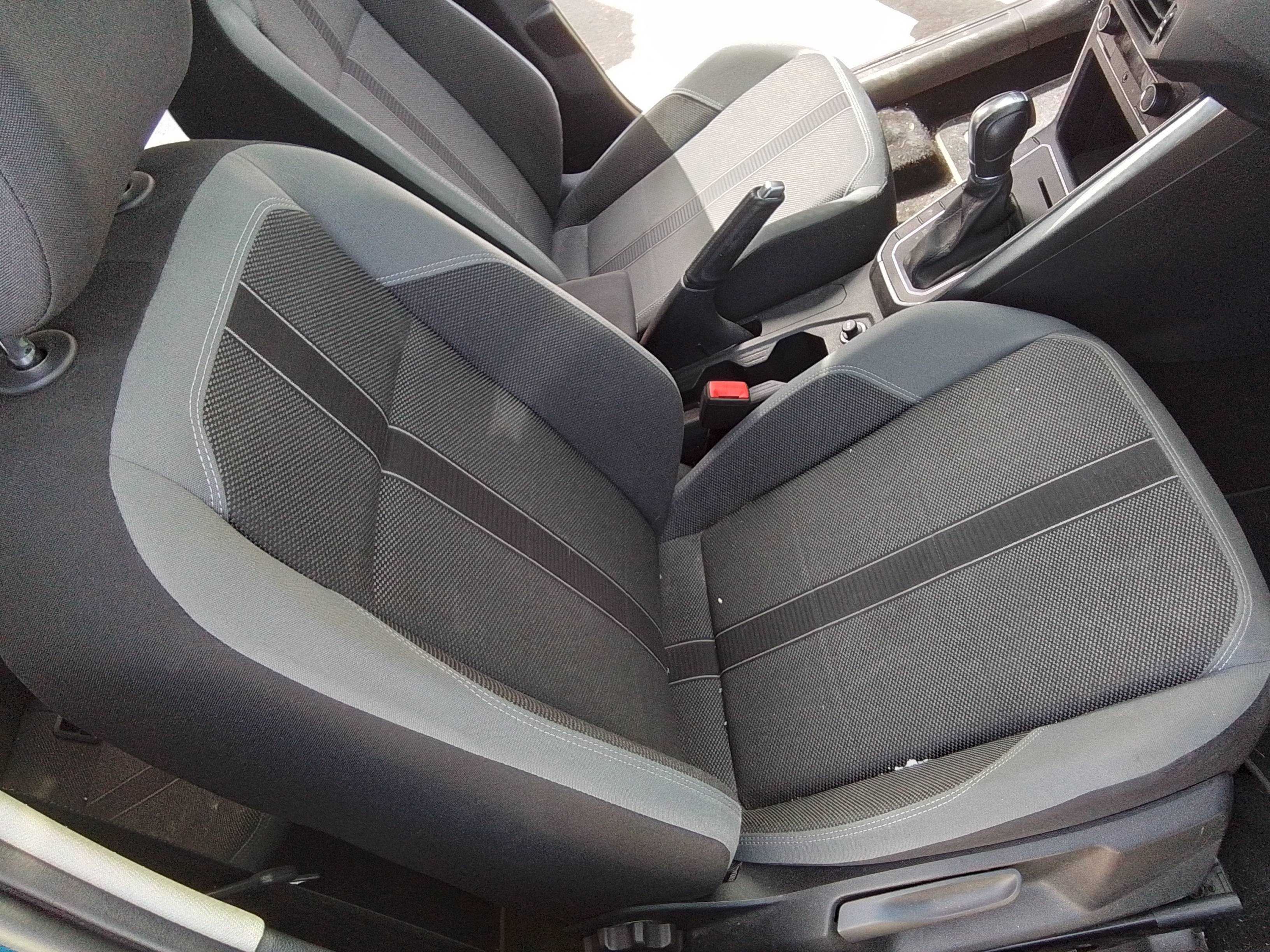 Recambio de asiento delantero derecho para volkswagen polo 1.0 tsi referencia OEM IAM   