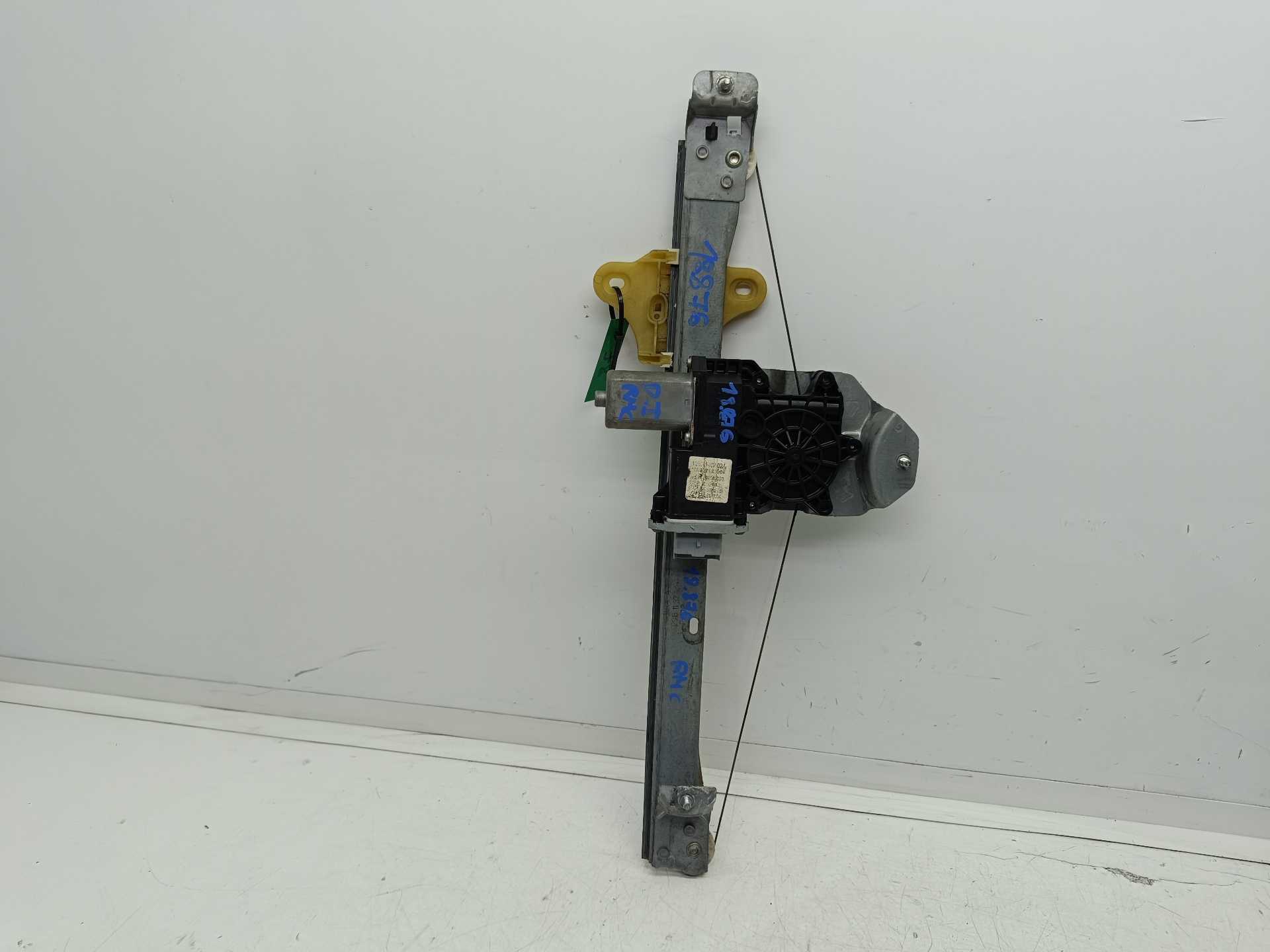 Recambio de elevalunas delantero izquierdo para renault clio iv zen referencia OEM IAM 807018534R 128001502B 
