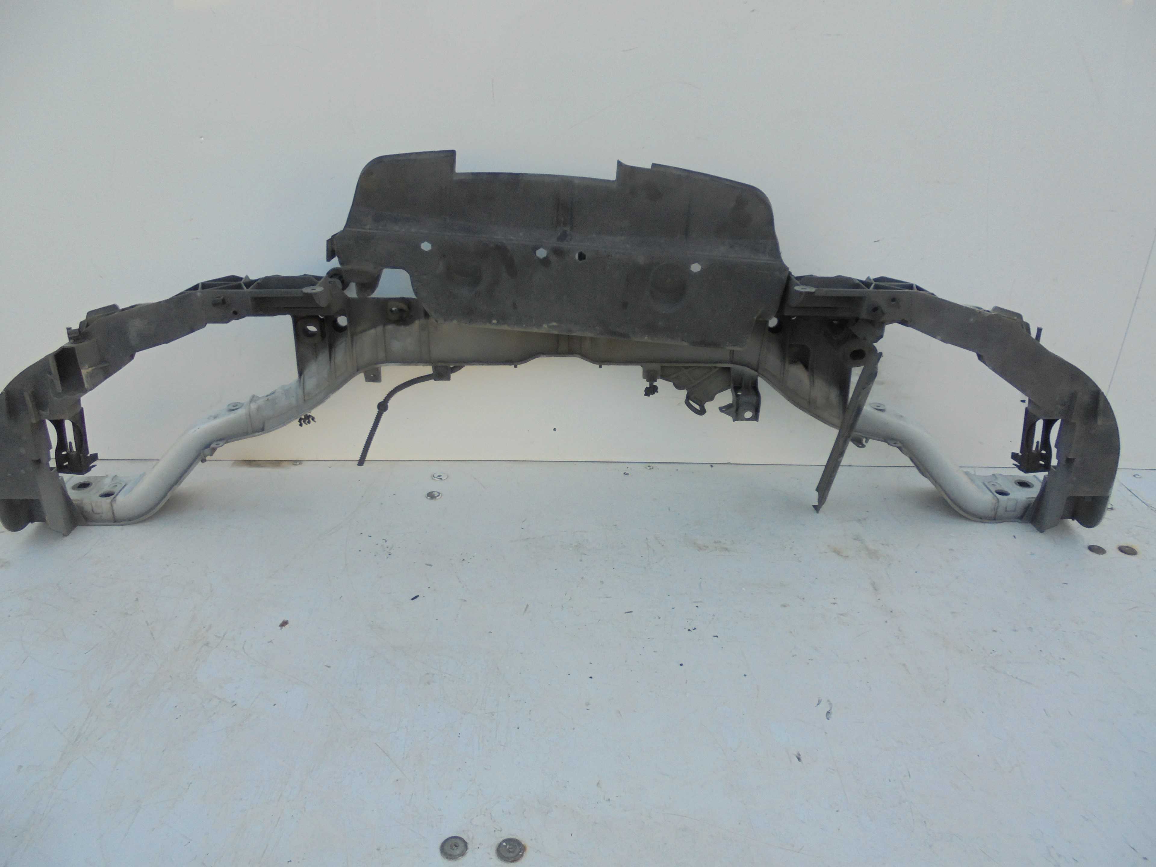Recambio de panel frontal para ford c-max 1.0 ecoboost cat referencia OEM IAM   