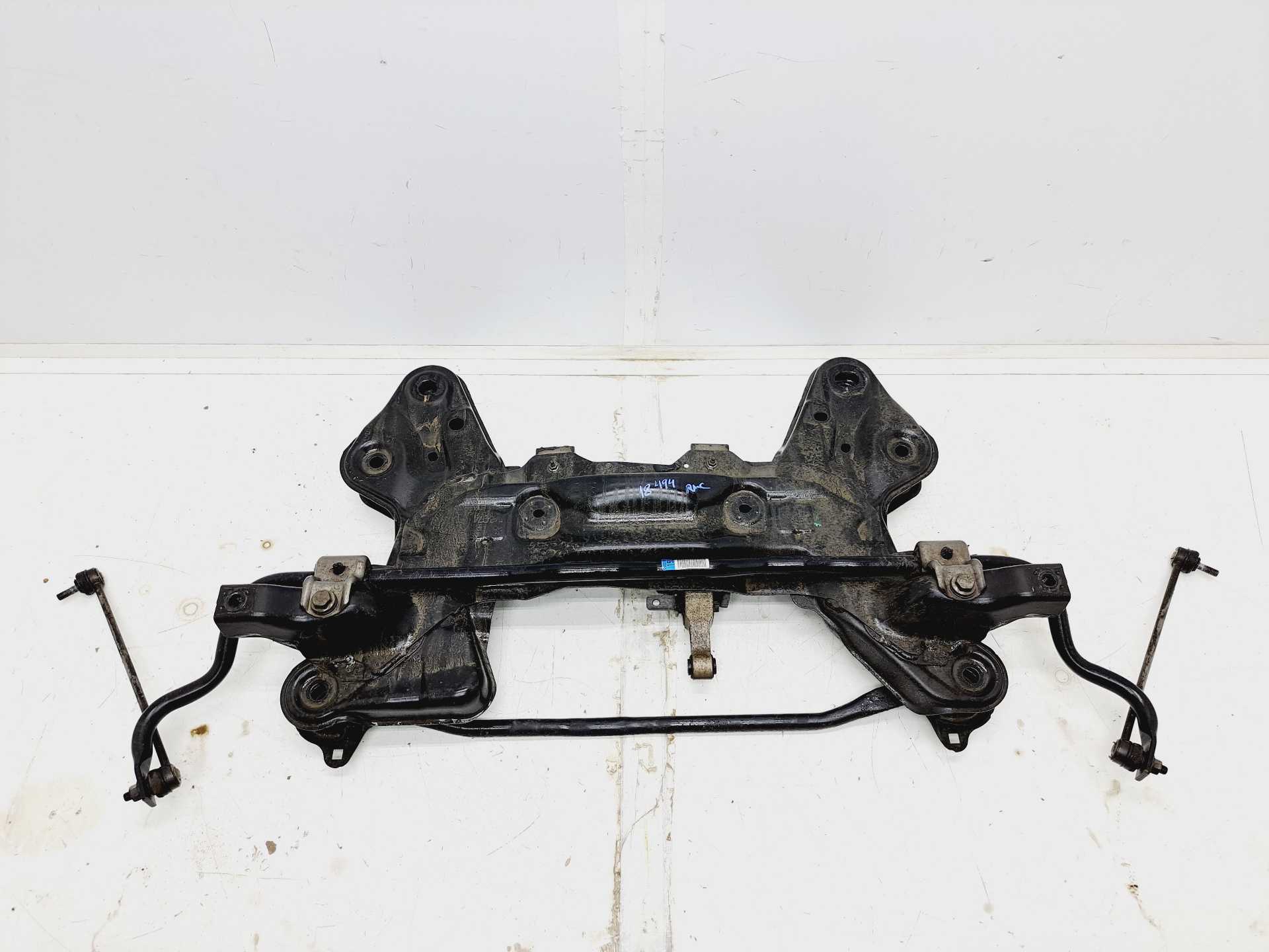 Recambio de cuna motor para peugeot 208 style referencia OEM IAM  9807026780 