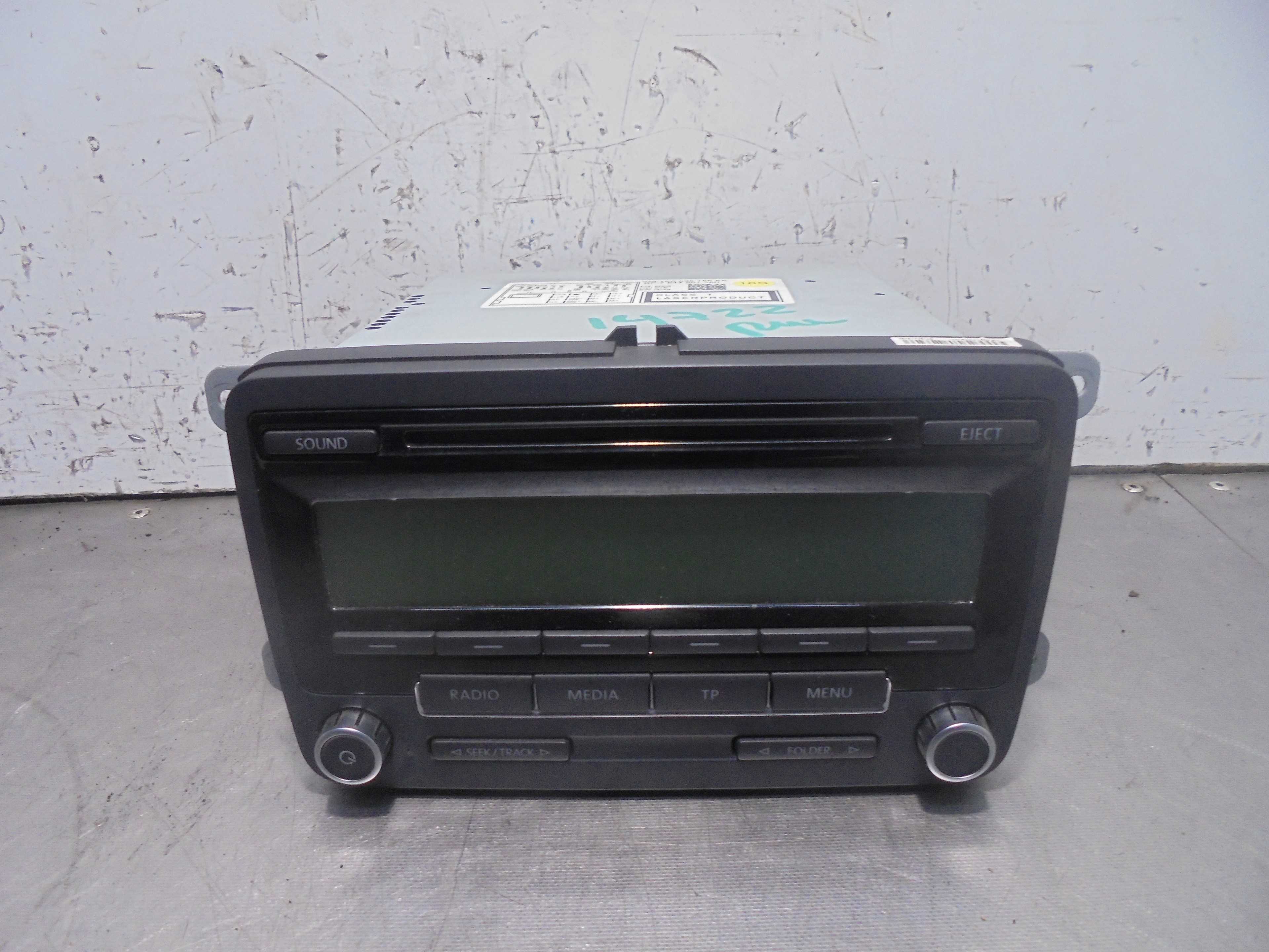 Recambio de pantalla multifuncion para volkswagen polo (6r1) 1.4 tdi referencia OEM IAM 1K0035186AA  