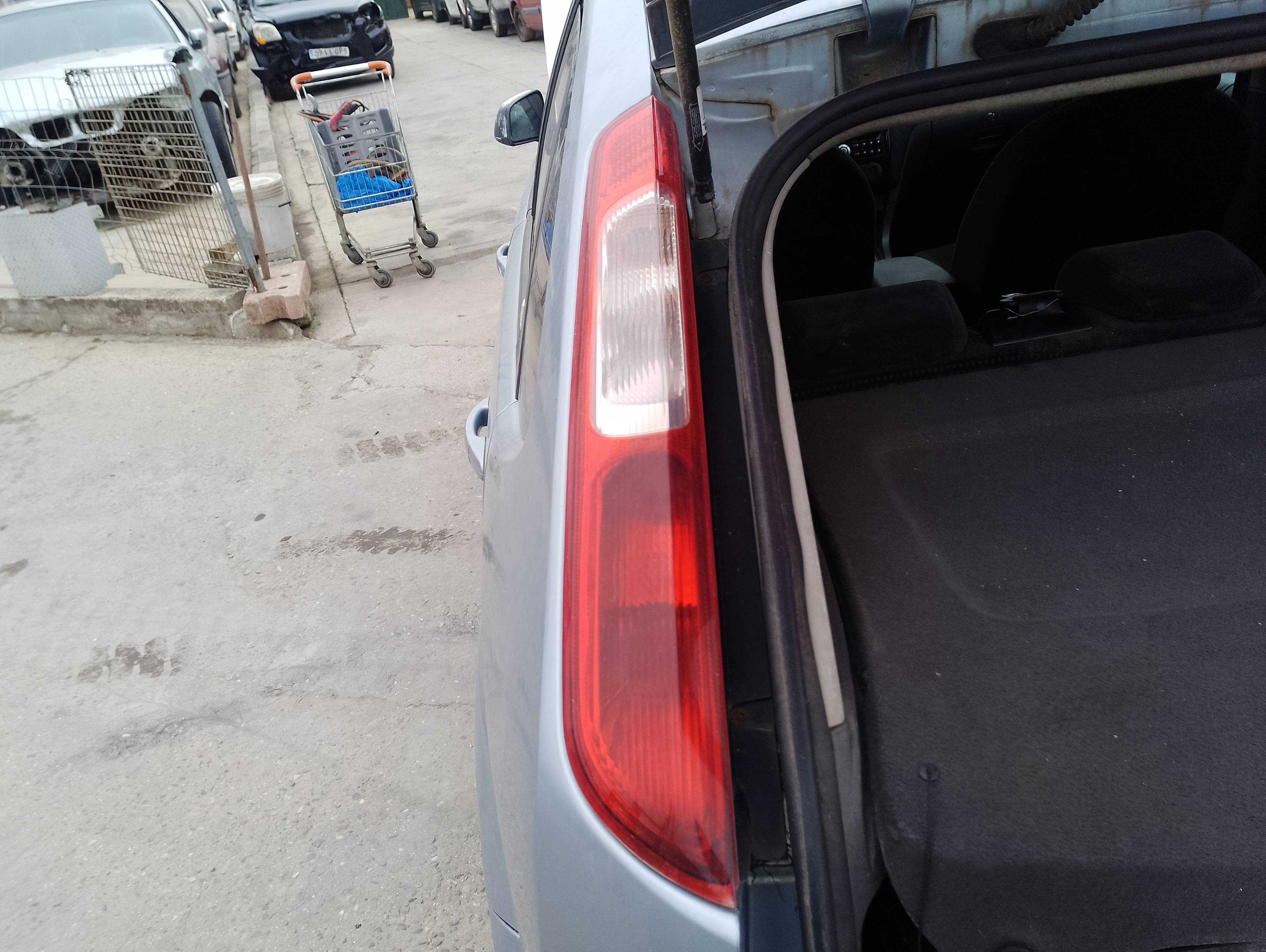 Recambio de piloto trasero izquierdo para ford focus berlina (cap) ambiente (d) referencia OEM IAM   