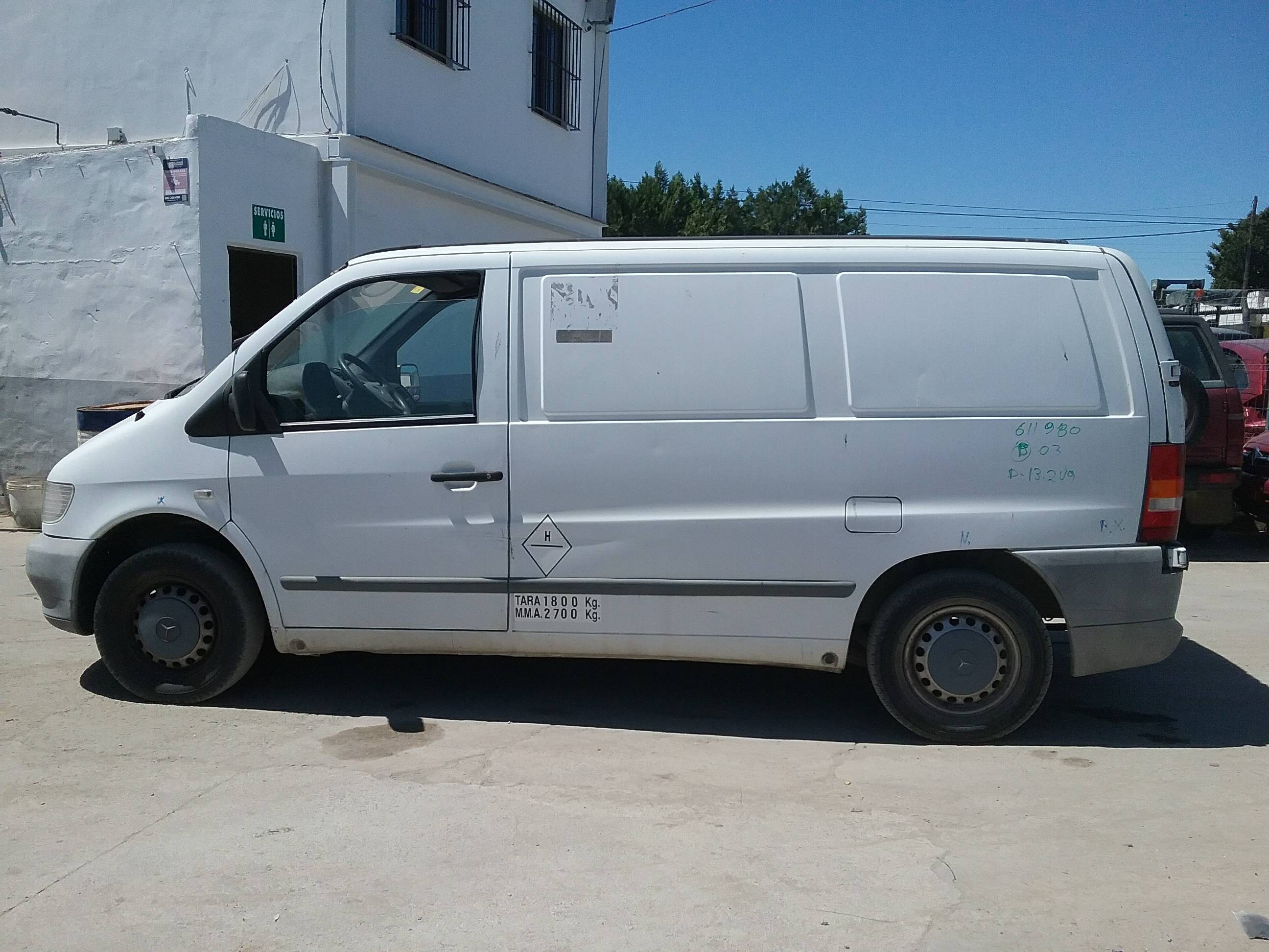 mercedes-benz vito caja cerrada 6.03  del año 2003