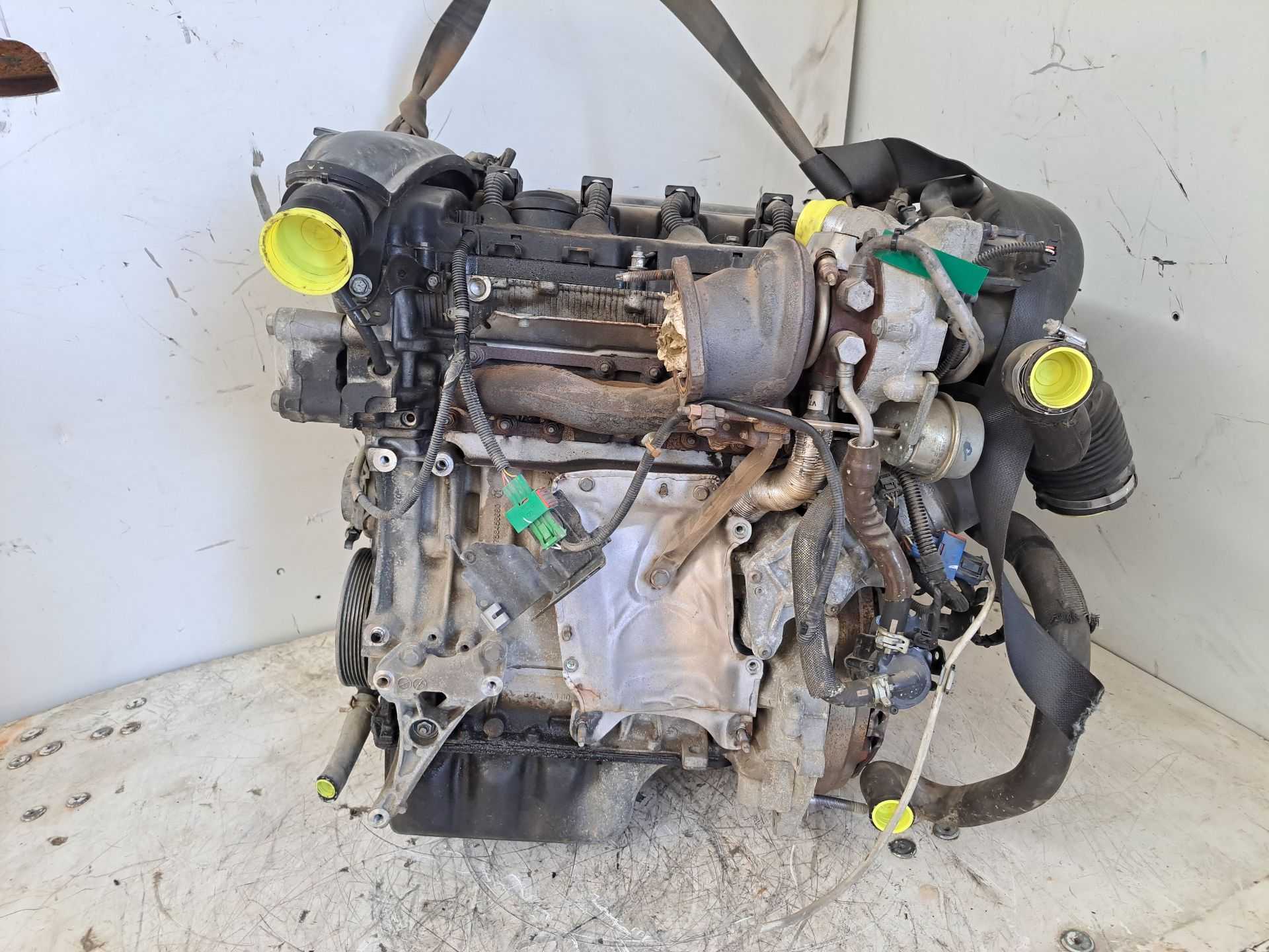 Recambio de motor completo para citroën c4 picasso exclusive referencia OEM IAM 5F02 / 0135RJ / 1608730180  