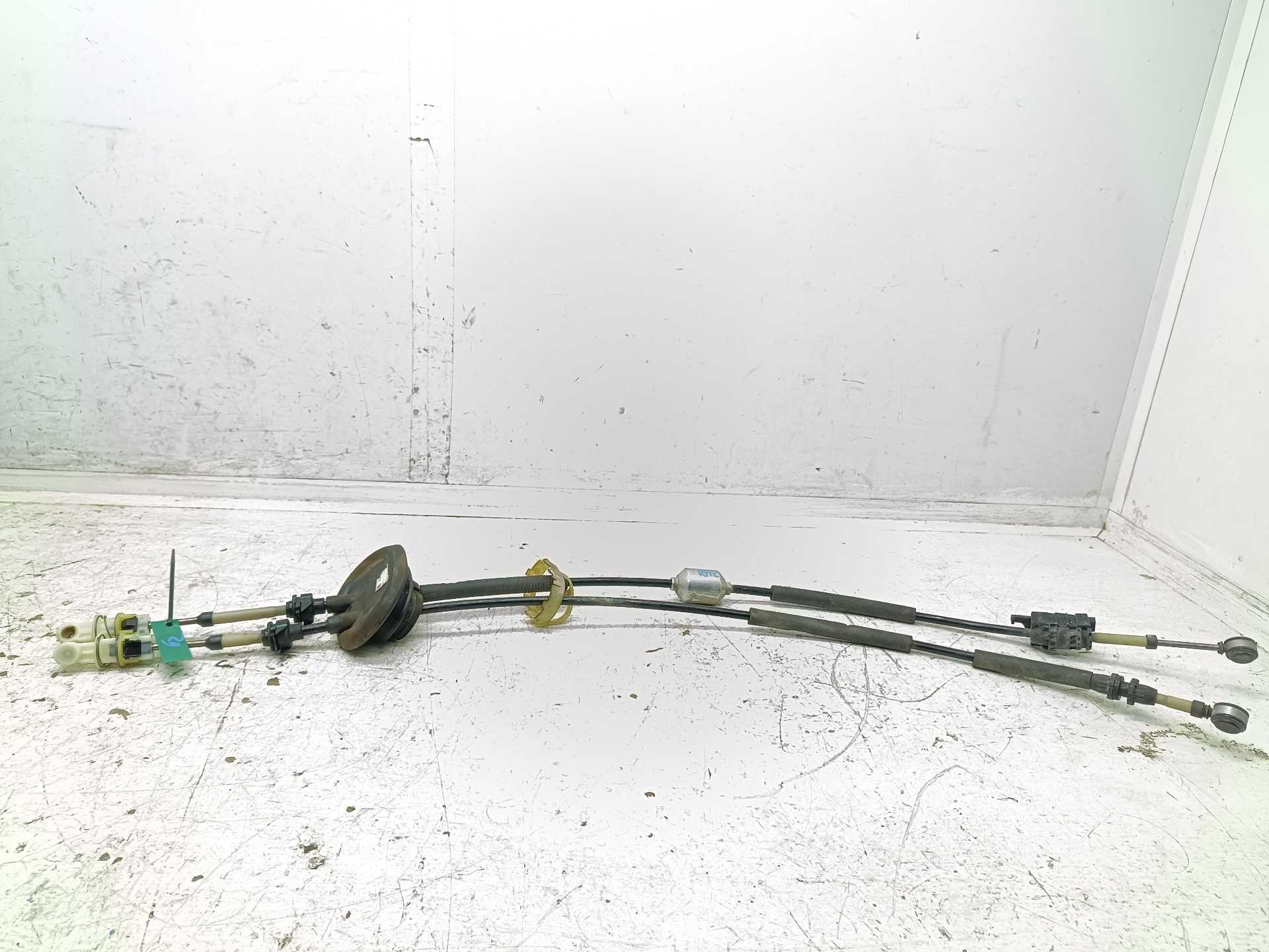 Recambio de cables cambio (bowden) para peugeot 208 style referencia OEM IAM JT55  