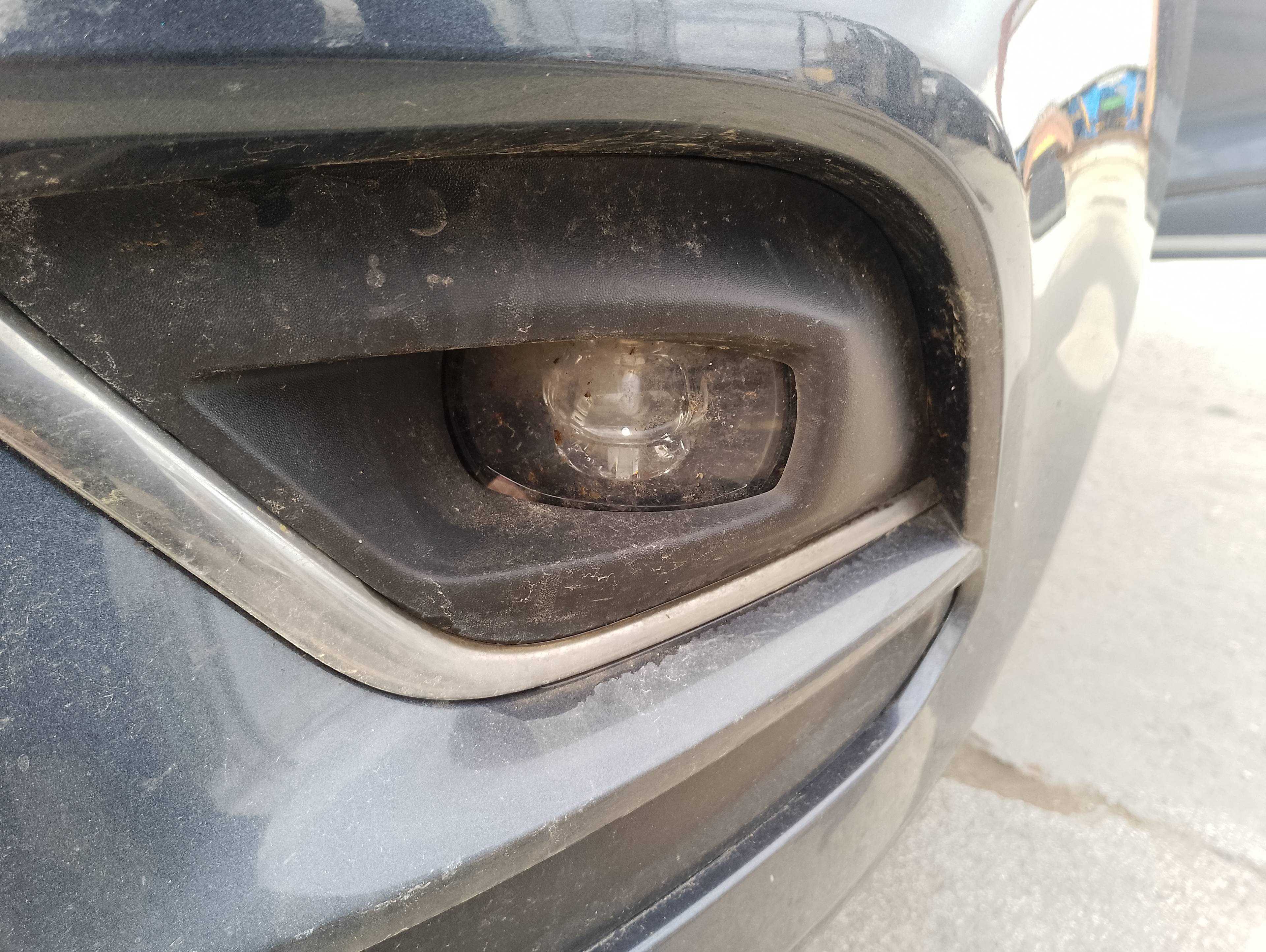 Recambio de faro antiniebla izquierdo para renault clio iv zen referencia OEM IAM   