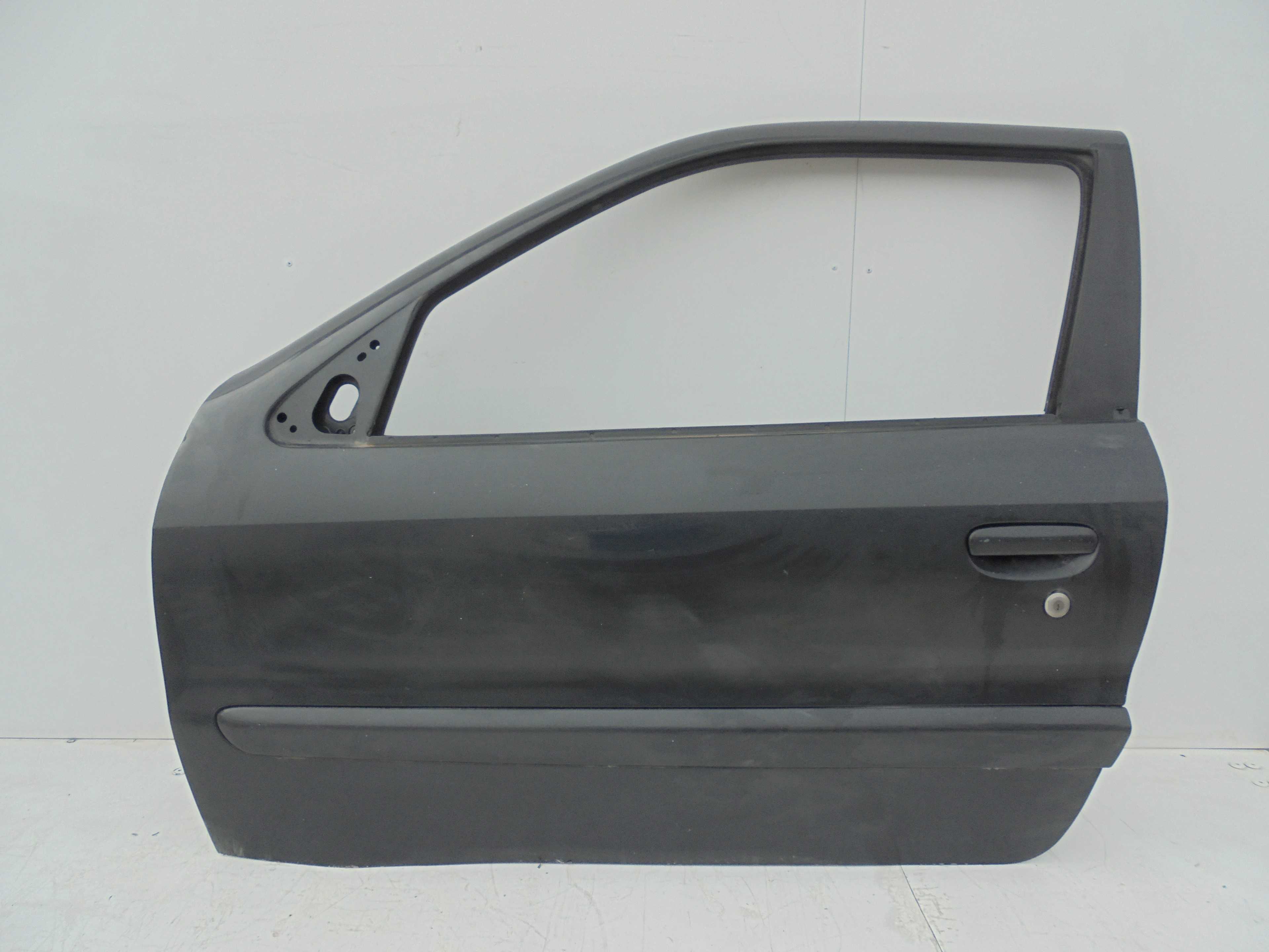 Recambio de puerta delantera izquierda para citroën xsara berlina 2.0 hdi cat (rhy / dw10td) referencia OEM IAM   