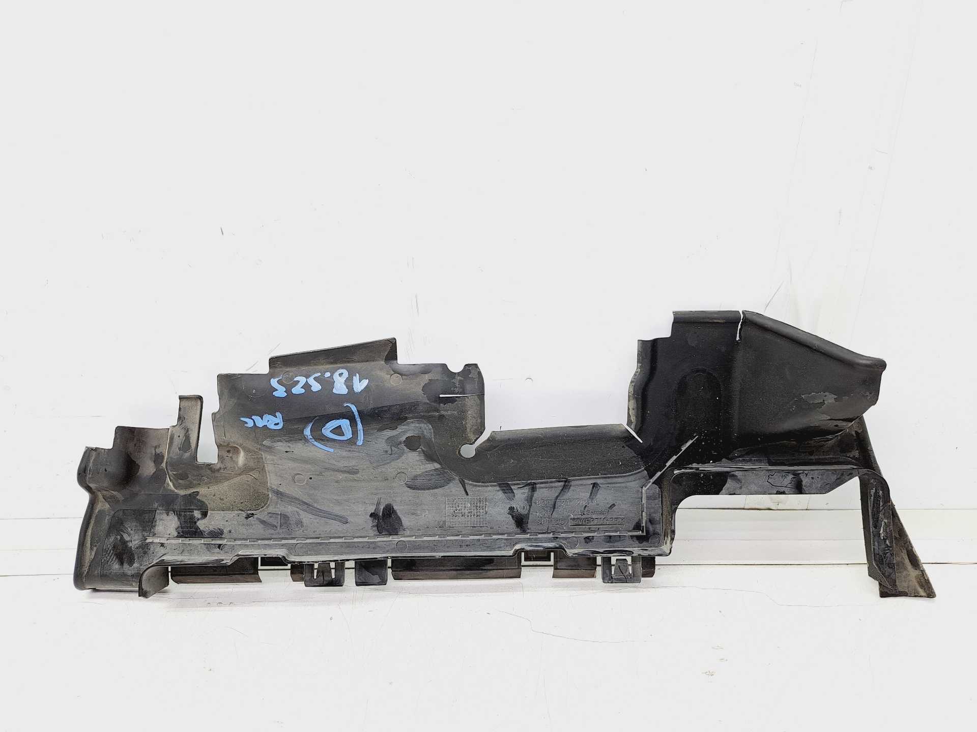 Recambio de deflector de radiador para audi q3 (8ug) attraction referencia OEM IAM 8U0121284  