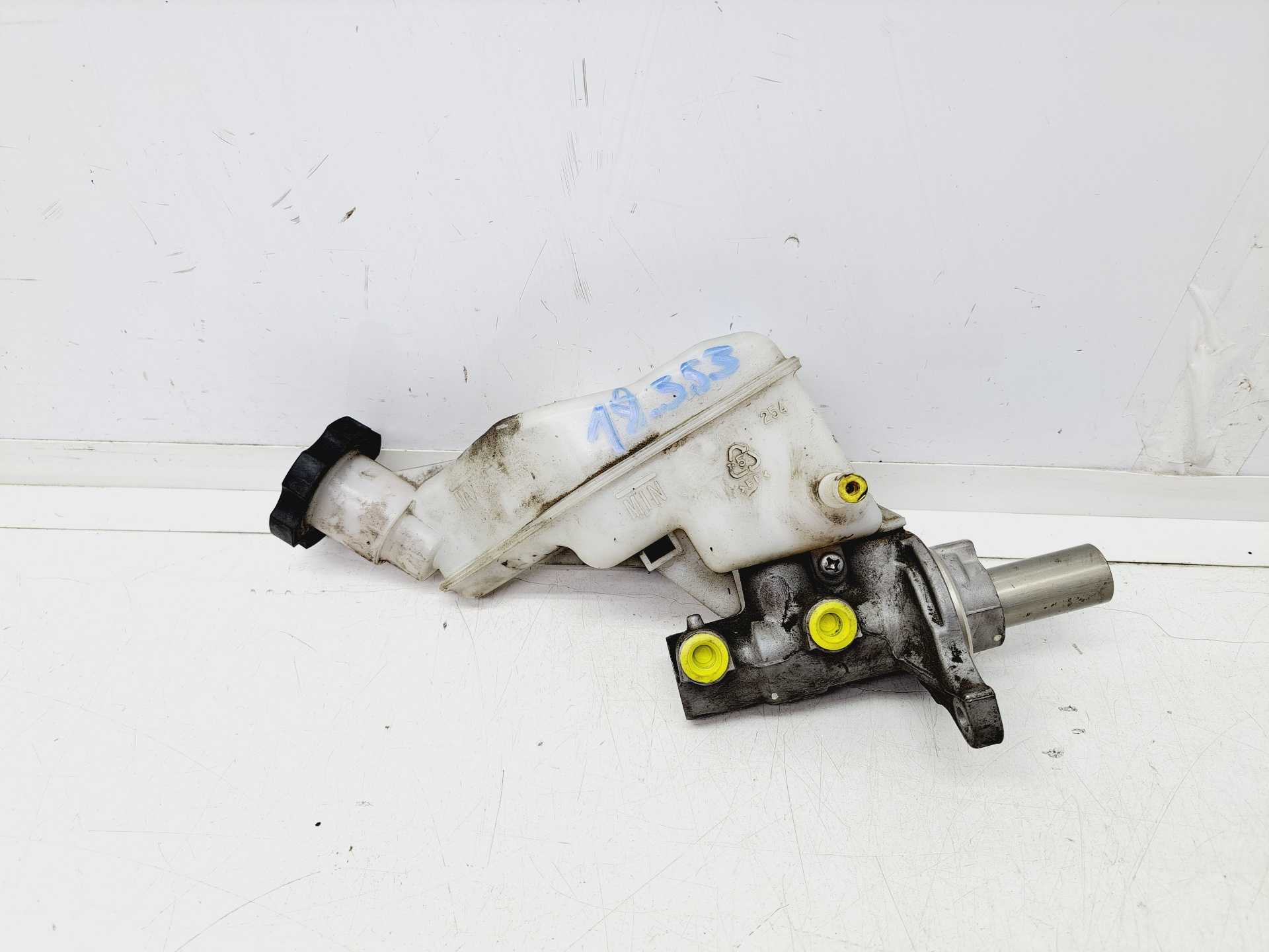 Recambio de bomba freno para kia carens ( ) basic referencia OEM IAM  58510A4800 