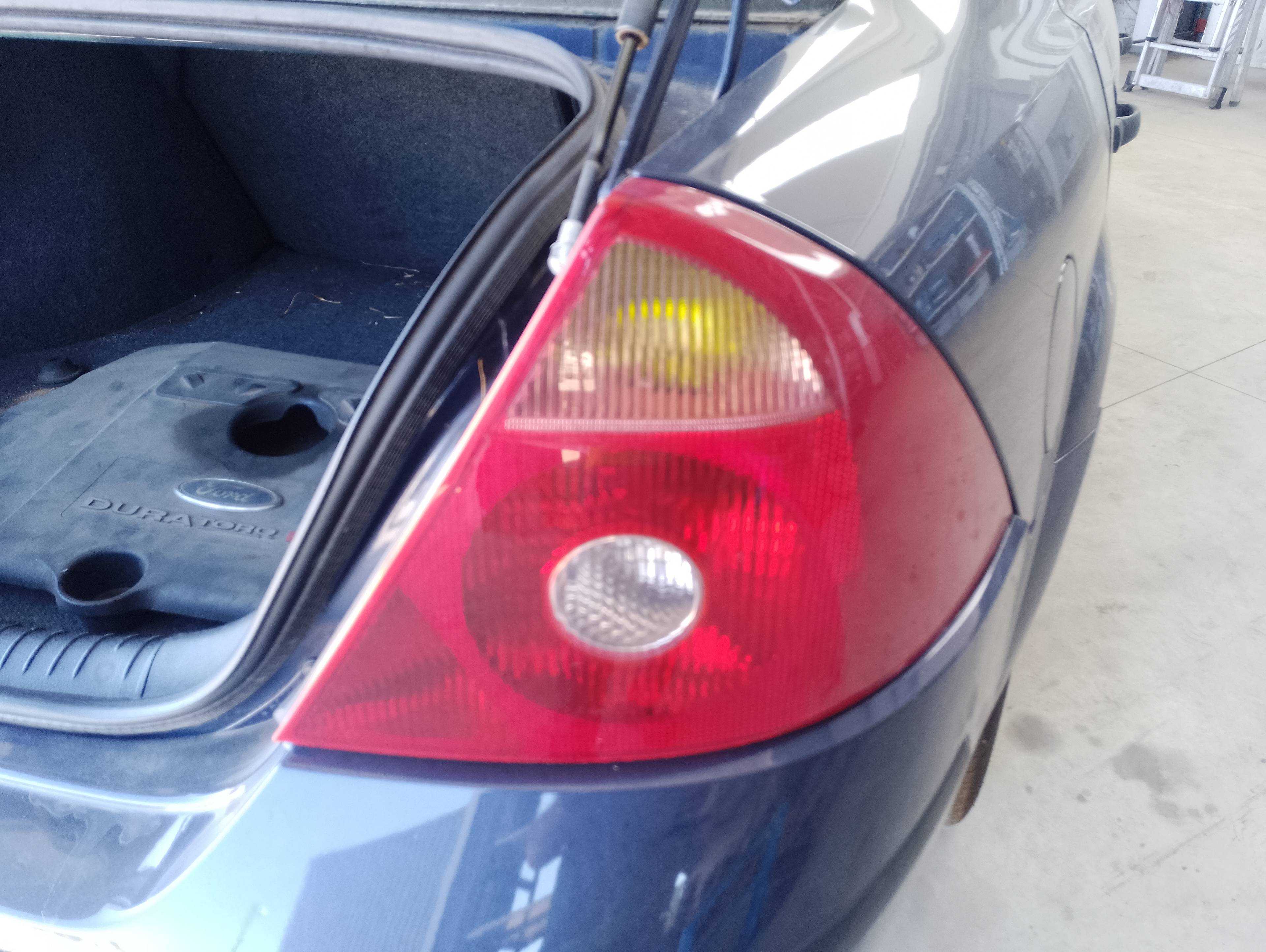 Recambio de piloto trasero derecho para ford mondeo berlina (ge) ambiente (06.2003) (d) referencia OEM IAM   