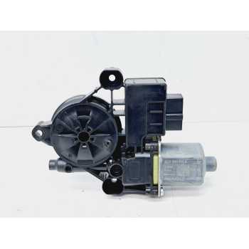 MOTOR ELEVALUNAS TRASERO DERECHO 5Q0959811A 0130822725 BOSCH