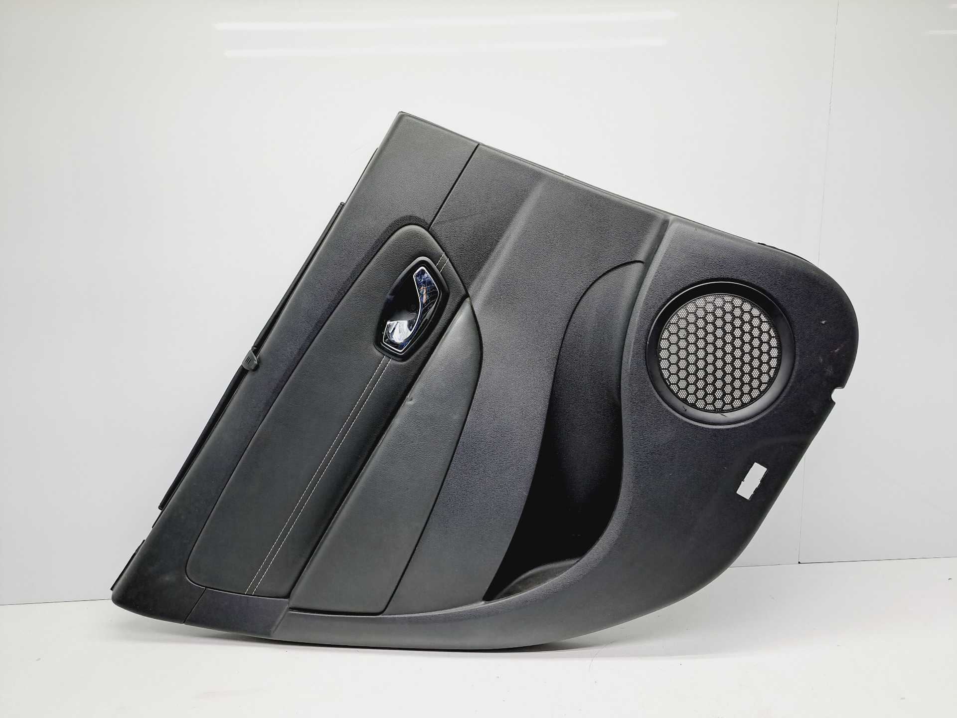 Recambio de guarnecido puerta trasera izquierda para renault scenic iii dynamique referencia OEM IAM 829A12218R  