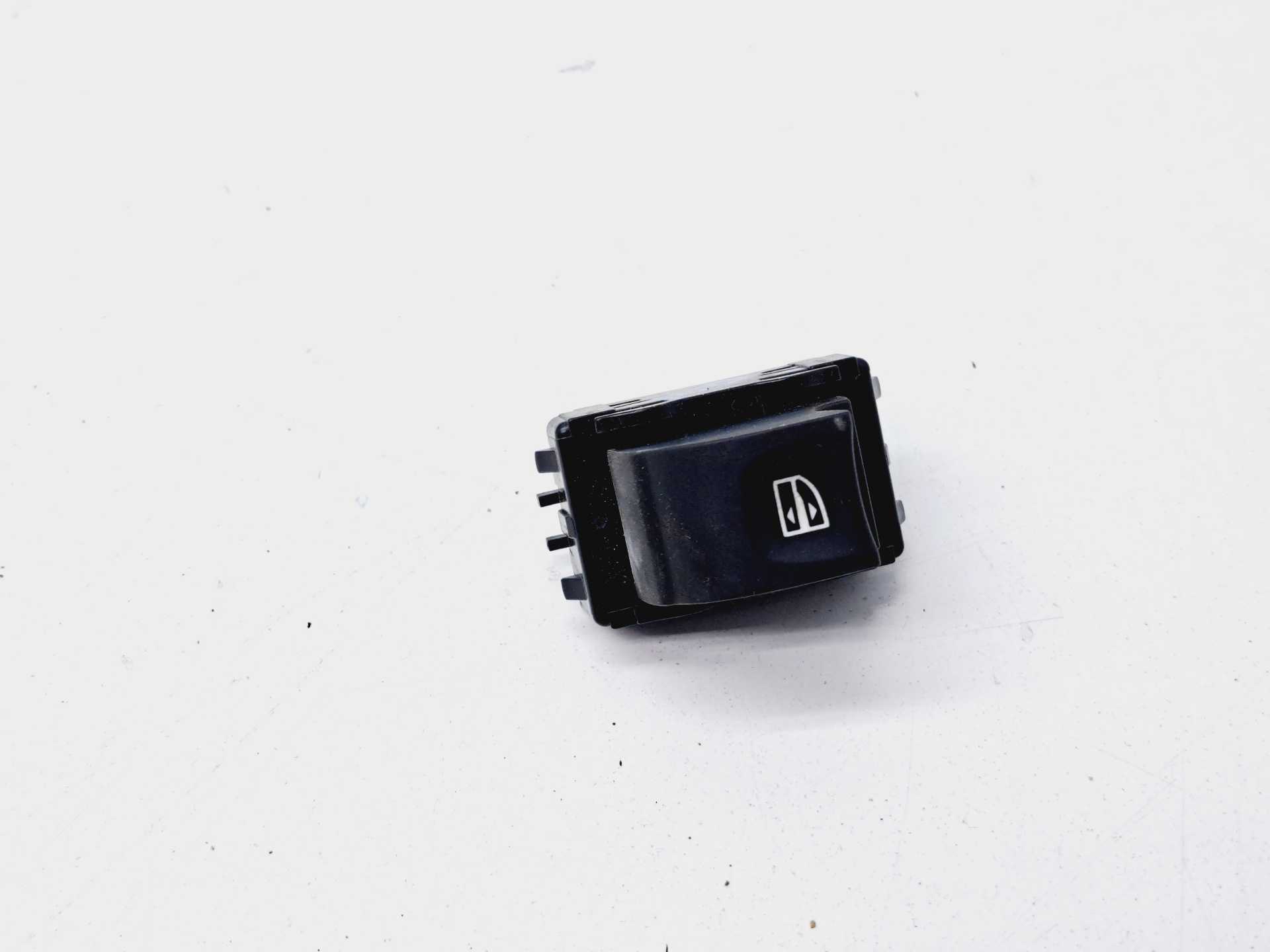 Recambio de mando elevalunas delantero derecho para renault scenic iii dynamique referencia OEM IAM  VALEO 