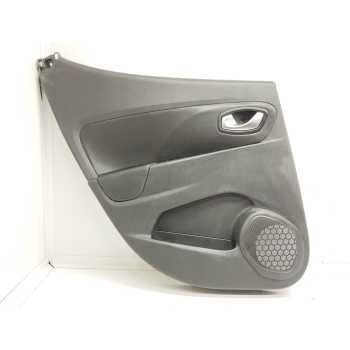 GUARNECIDO PUERTA TRASERA IZQUIERDA 829A15249R 829A19197R 