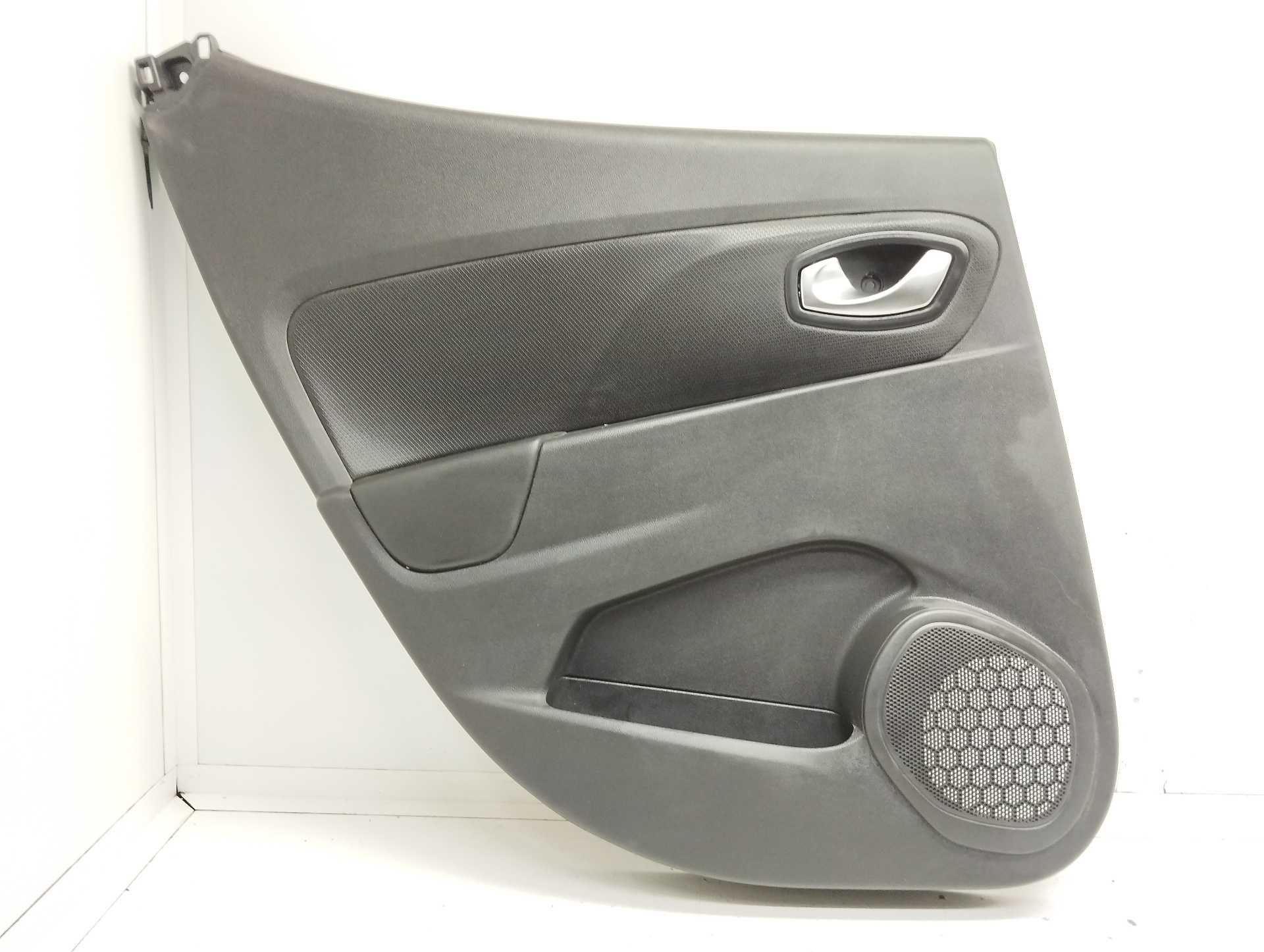 Recambio de guarnecido puerta trasera izquierda para renault clio iv zen referencia OEM IAM 829A15249R 829A19197R 