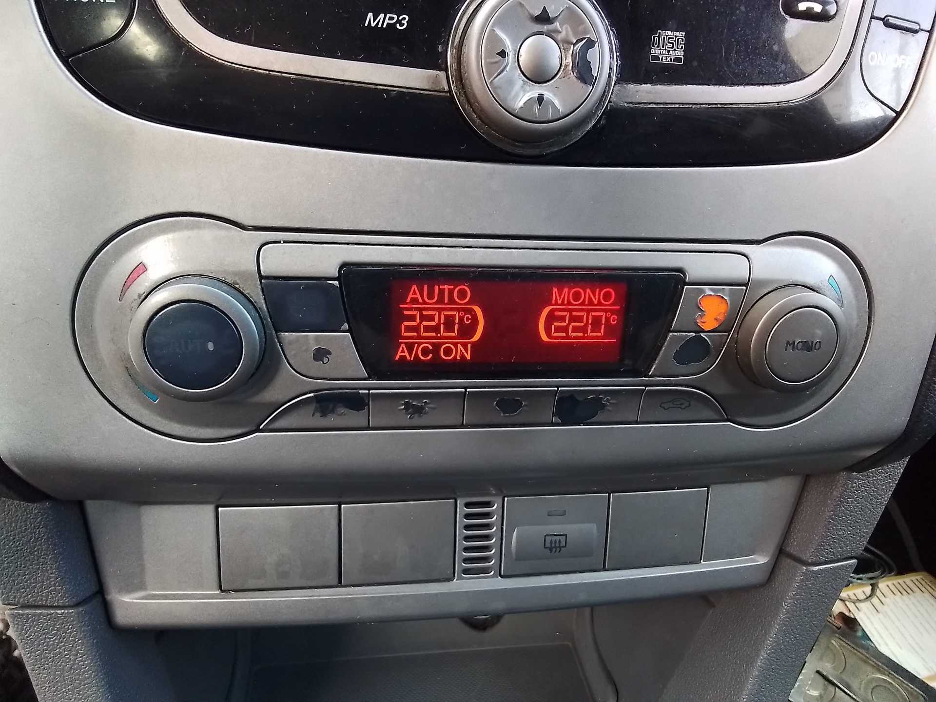 Recambio de mando climatizador para ford focus berlina (cap) ambiente (d) referencia OEM IAM   