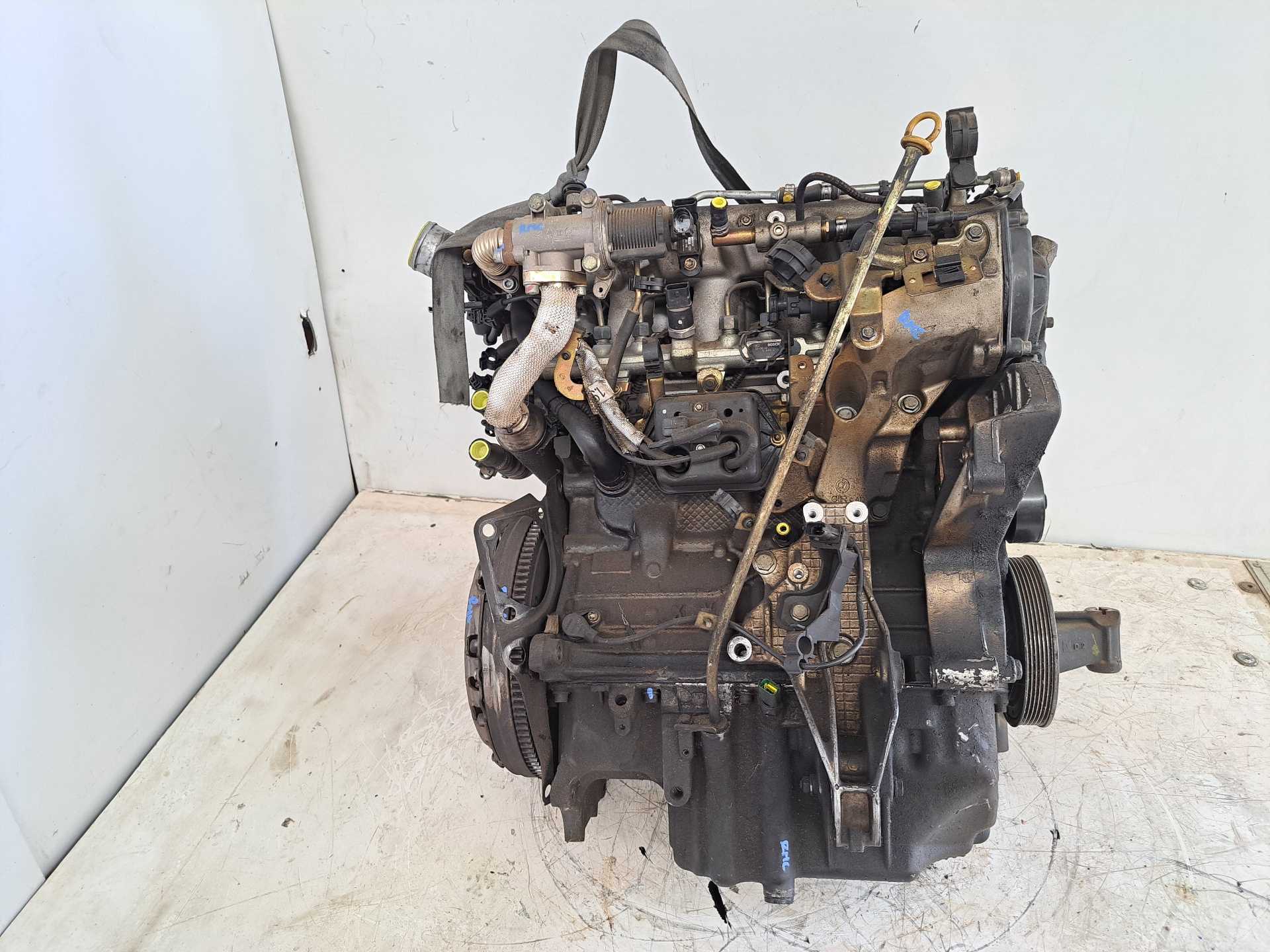 Recambio de motor completo para alfa romeo 156 1.9 jtd 8v distinctive referencia OEM IAM 937A2000  