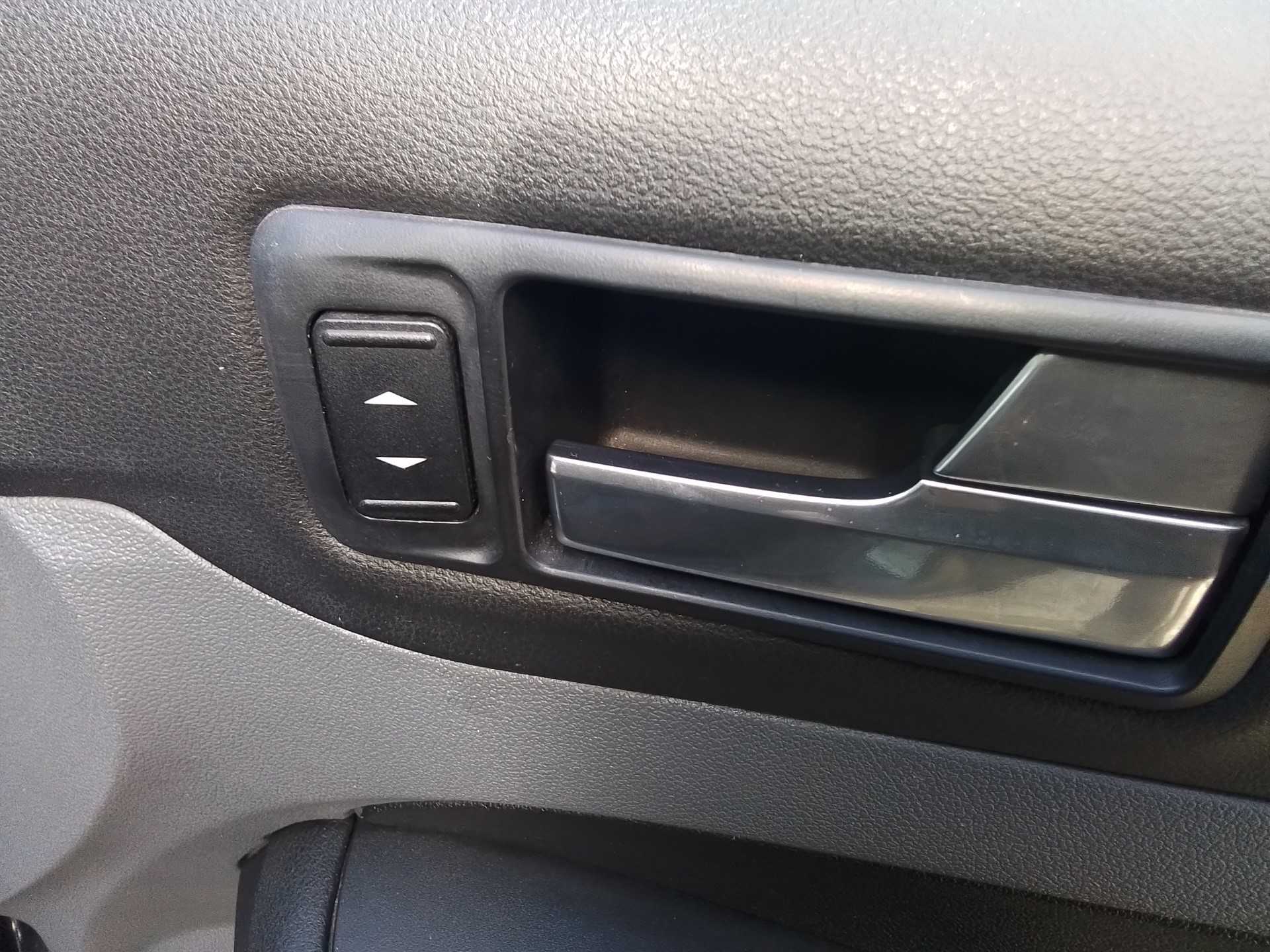 Recambio de mando elevalunas delantero derecho para ford focus berlina (cap) ambiente (d) referencia OEM IAM   