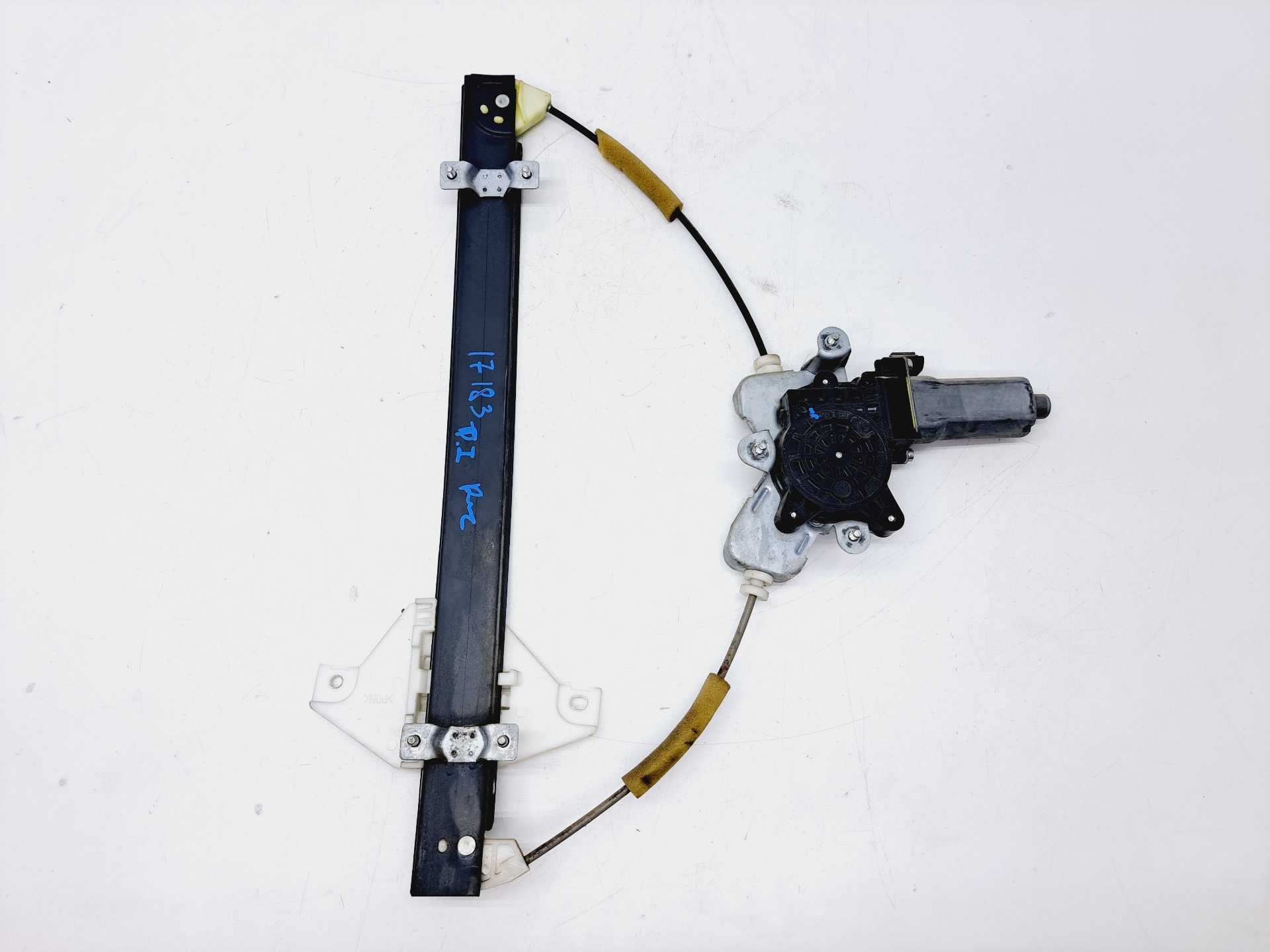 Recambio de elevalunas trasero izquierdo para ssangyong rodius 2.7 turbodiesel cat referencia OEM IAM   
