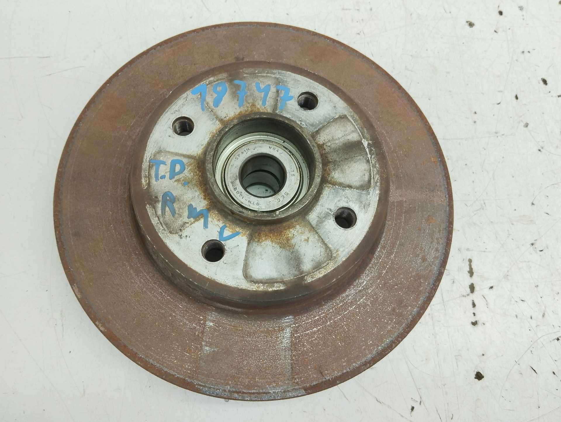 Recambio de buje trasero derecho para peugeot 307 break/sw (s2) sw pack referencia OEM IAM  517630 