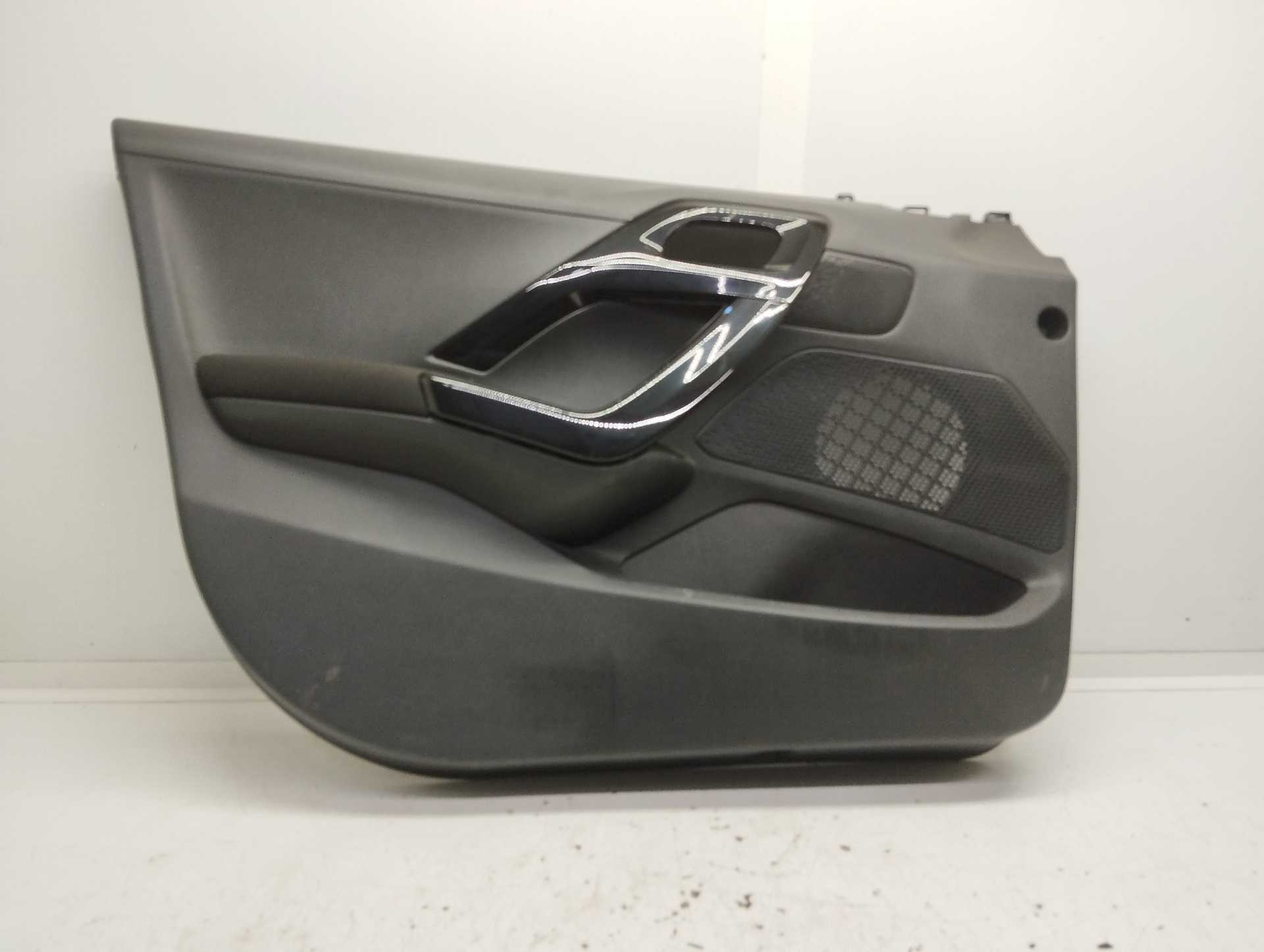 Recambio de guarnecido puerta delantera izquierda para peugeot 208 style referencia OEM IAM 96763526ZD 491100129535 VISTEON