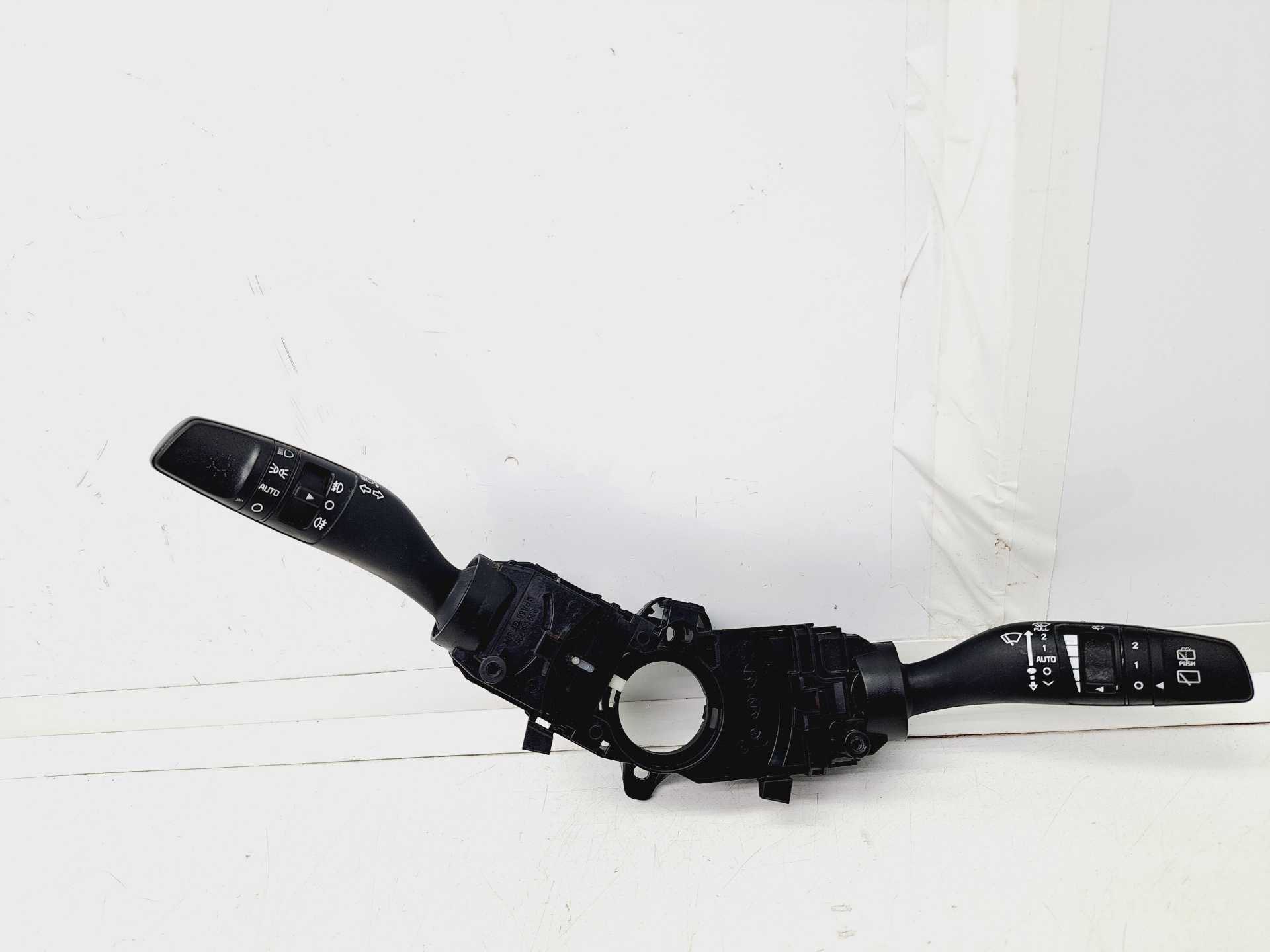 Recambio de mando luces para kia carens ( ) basic referencia OEM IAM 299139726 299119105 