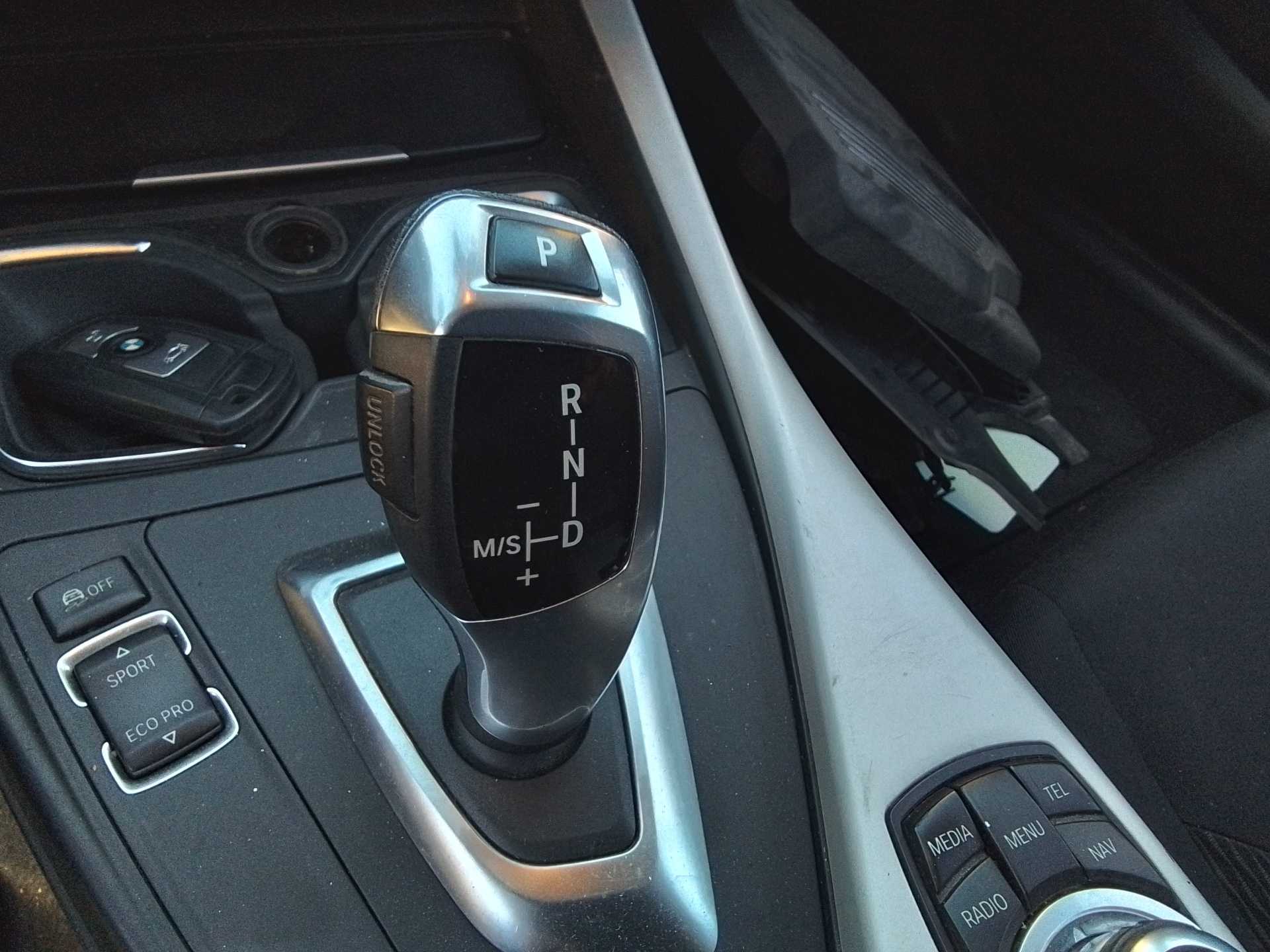 Recambio de palanca cambio para bmw serie 1 lim. (f20/f21) 1.5 12v turbodiesel referencia OEM IAM   