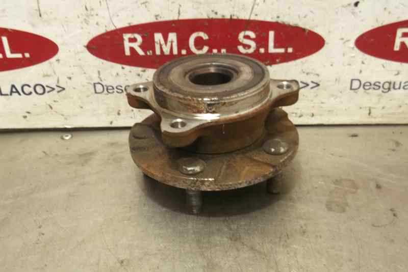Recambio de buje delantero derecho para toyota rav 4 (a3) xr referencia OEM IAM   