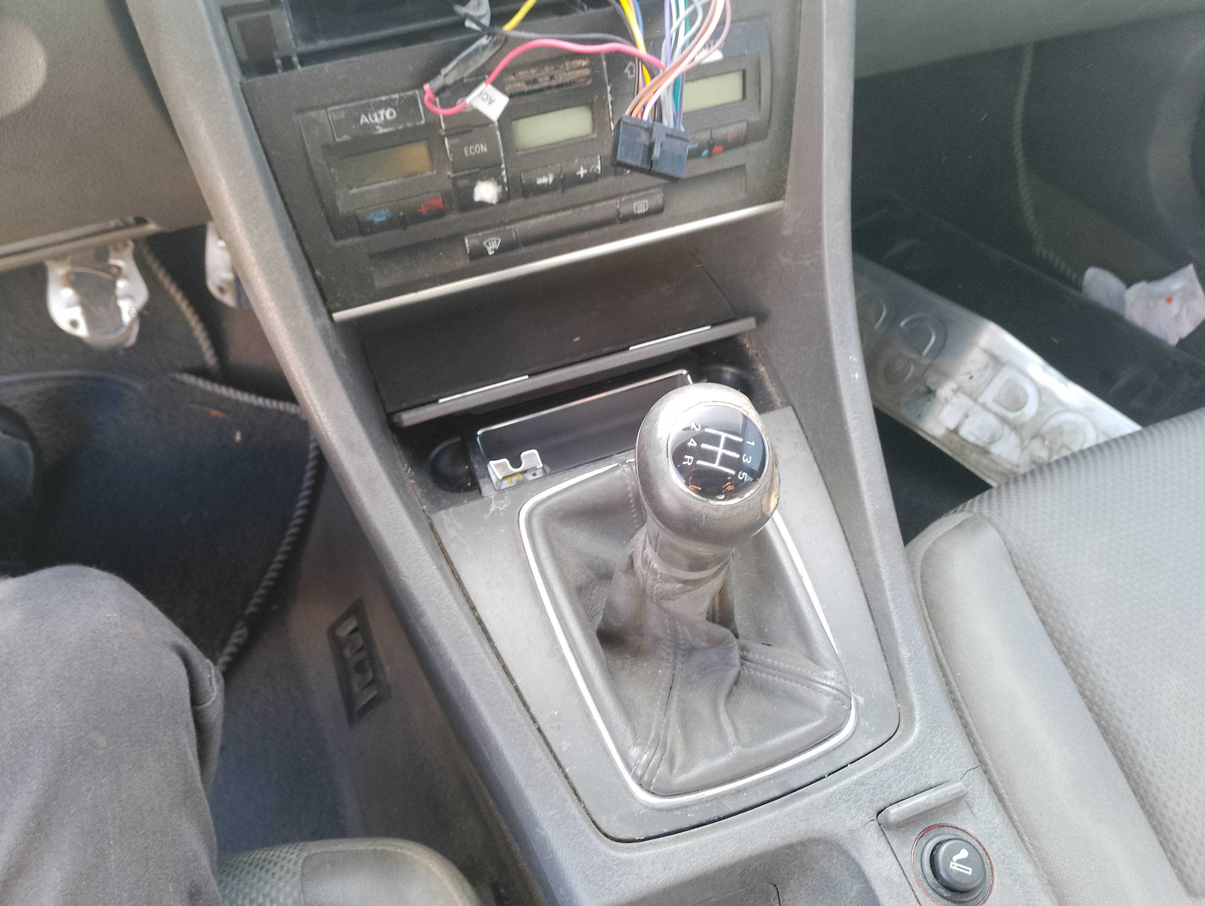 Recambio de palanca cambio para audi a4 berlina (8e) 2.0 referencia OEM IAM   
