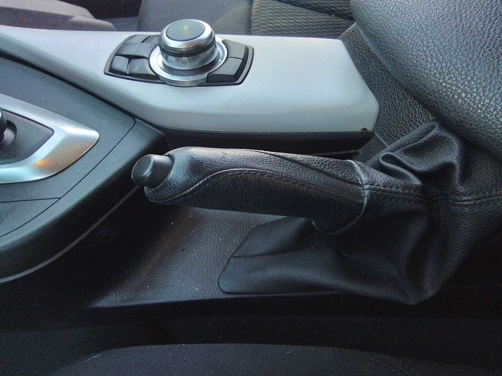 Recambio de palanca freno para bmw serie 1 lim. (f20/f21) 1.5 12v turbodiesel referencia OEM IAM   