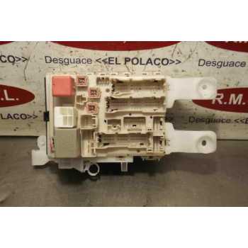 CAJA RELES / FUSIBLES 8273042011 