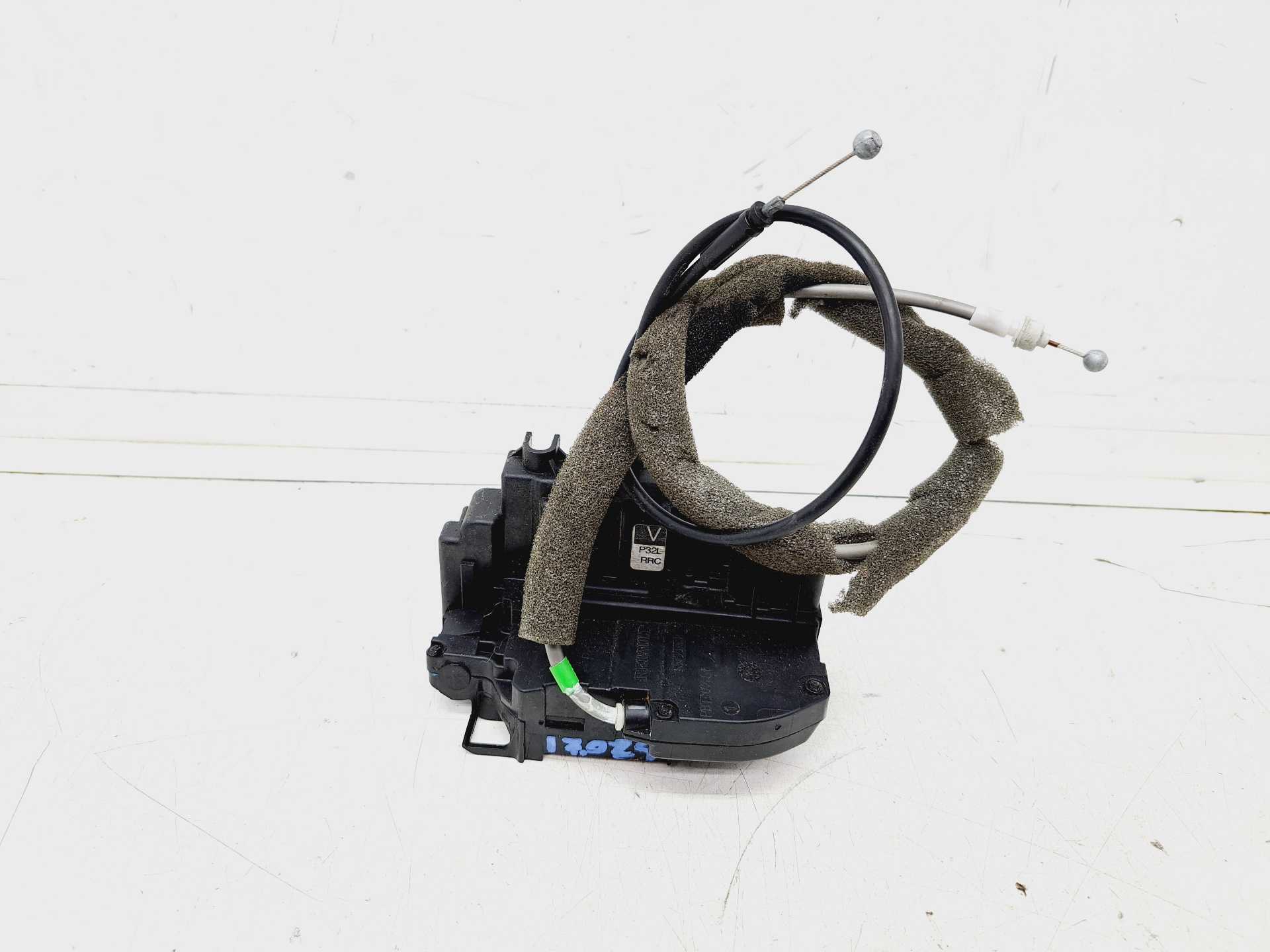 Recambio de cerradura puerta trasera derecha para nissan qashqai (j10) acenta referencia OEM IAM 239088  