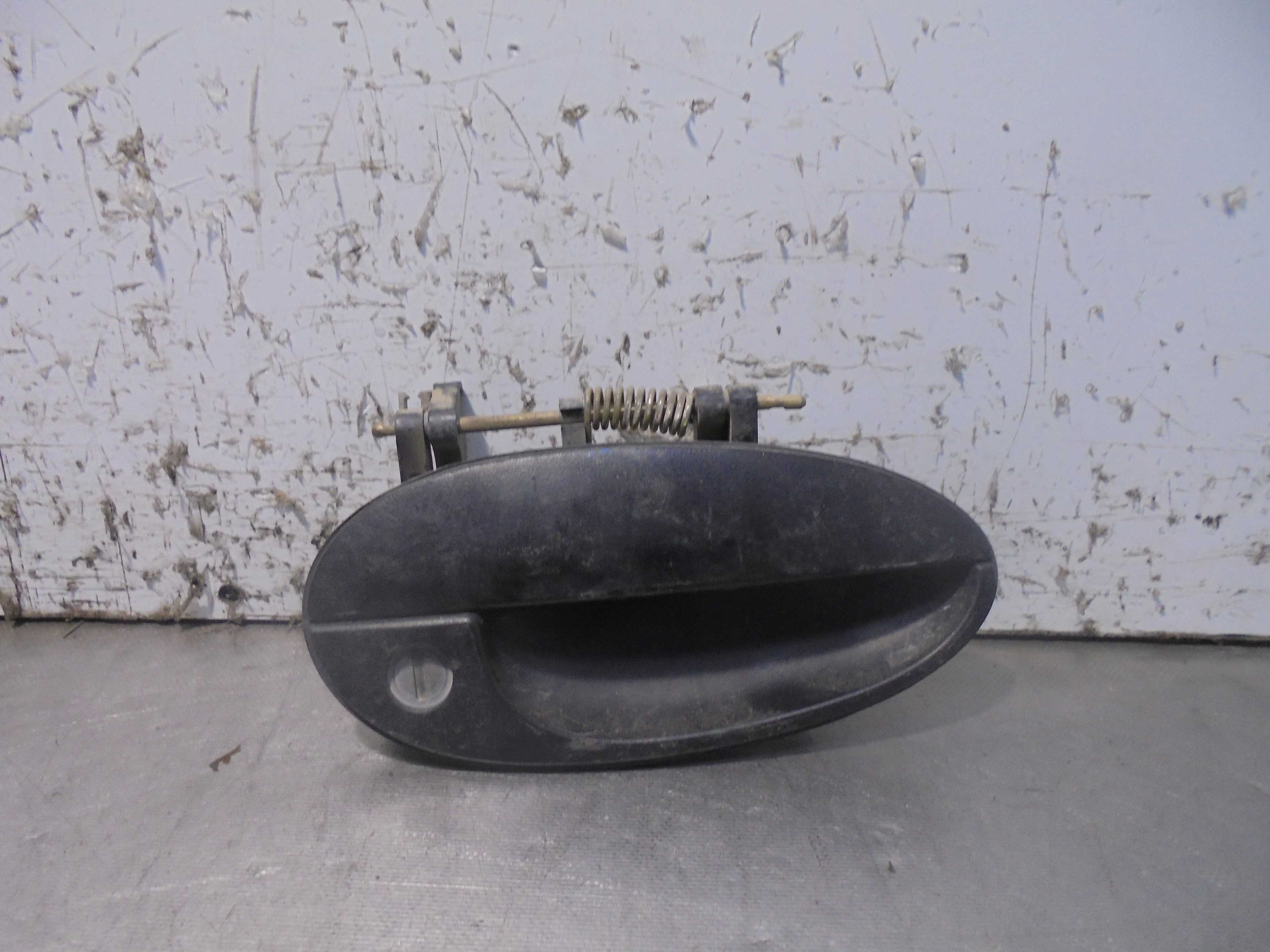 Recambio de maneta exterior delantera derecha para daewoo matiz cd referencia OEM IAM 96314597  