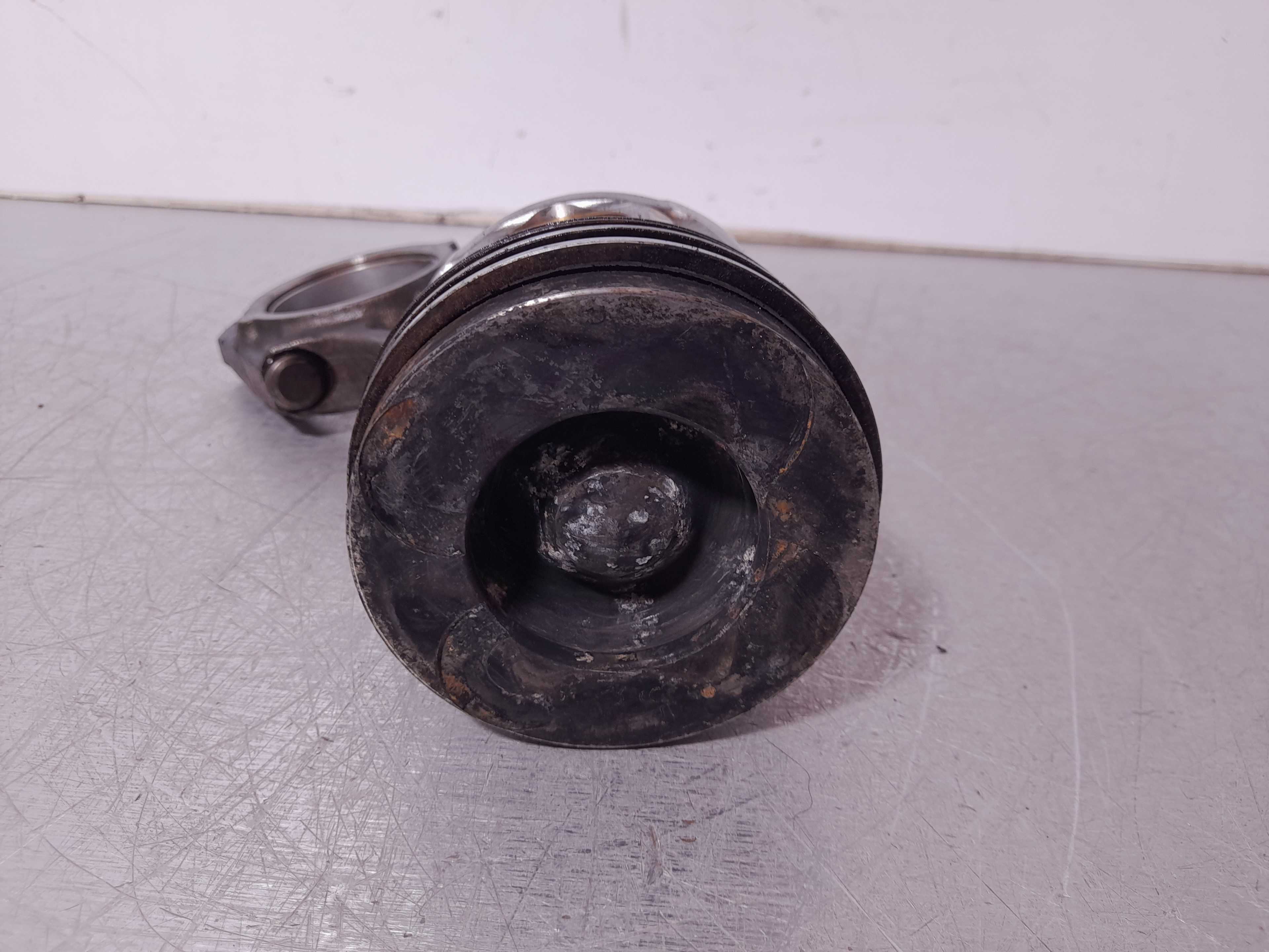 Recambio de piston para hyundai terracan (hp) 2.9 crdi cat referencia OEM IAM   