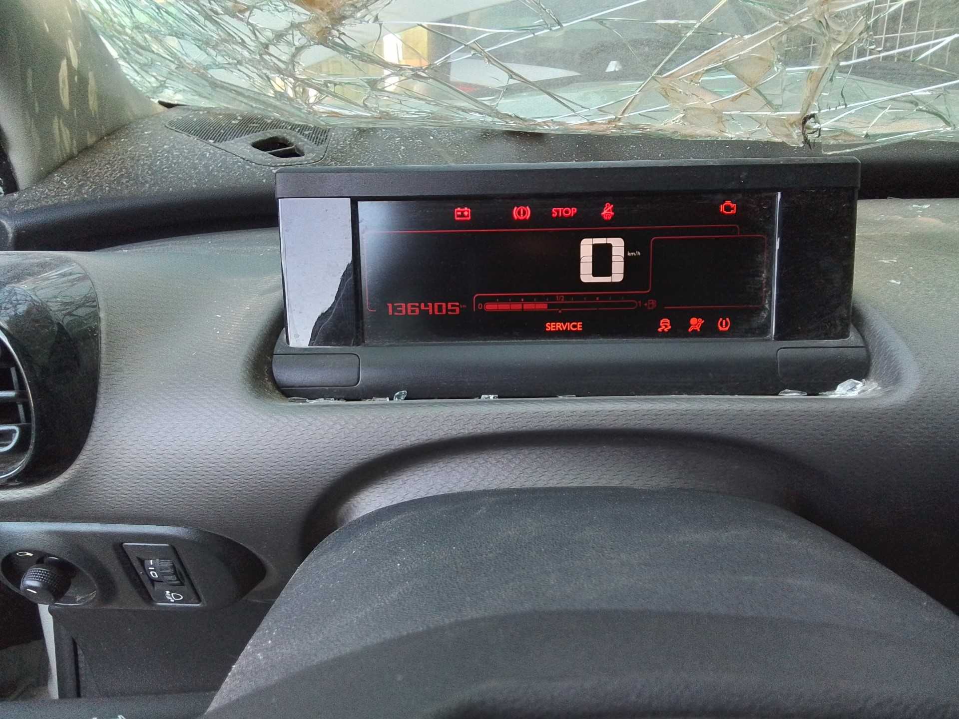 Recambio de cuadro instrumentos para citroën c4 cactus 1.6 blue-hdi fap referencia OEM IAM   
