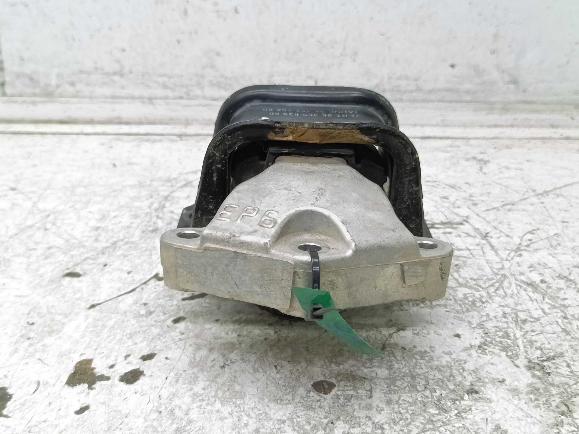 Recambio de soporte motor derecho para citroën c4 picasso exclusive referencia OEM IAM 7213GY 9636270080 