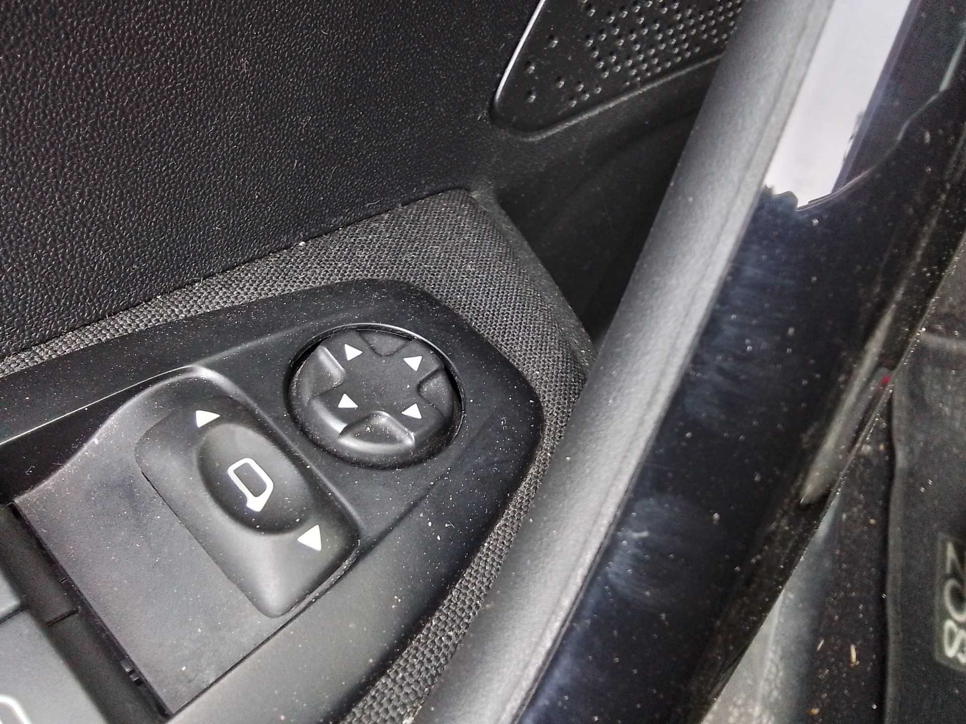 Recambio de mando retrovisor para peugeot 208 style referencia OEM IAM   