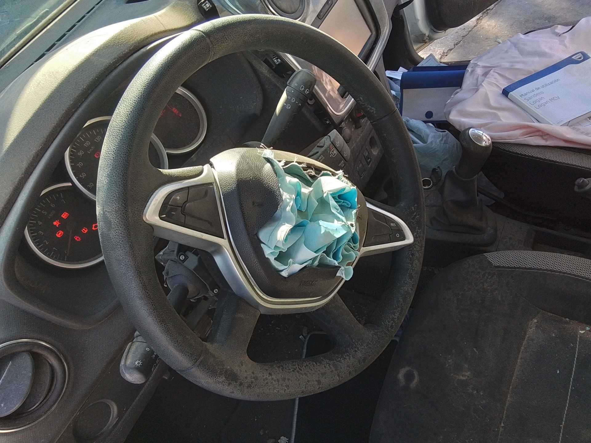 Recambio de volante para dacia sandero comfort referencia OEM IAM   