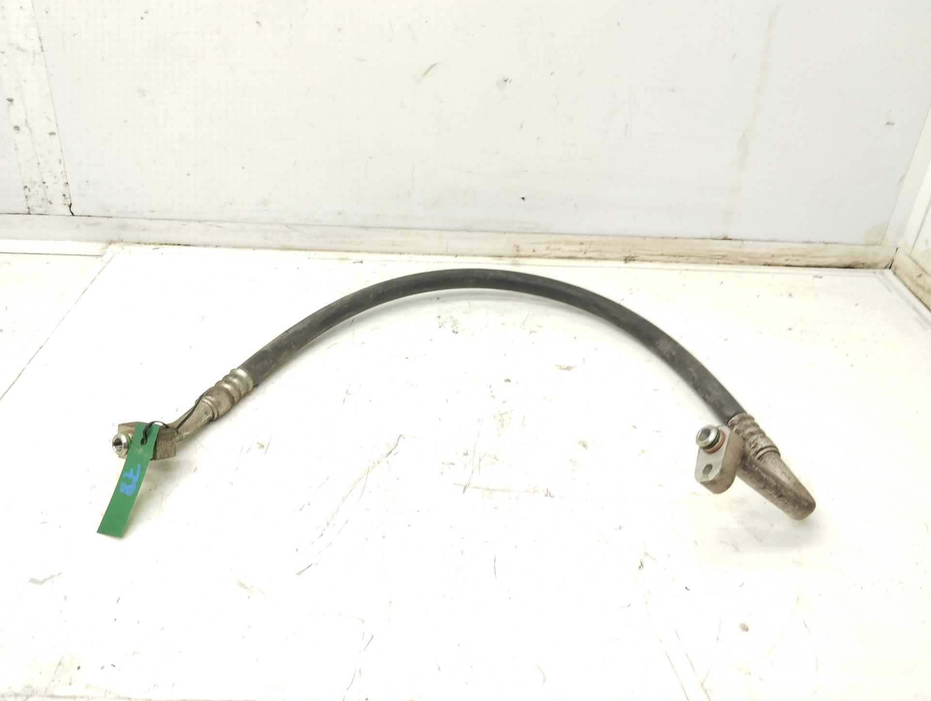Recambio de tubos aire acondicionado para iveco 35s12 referencia OEM IAM 5801595270  