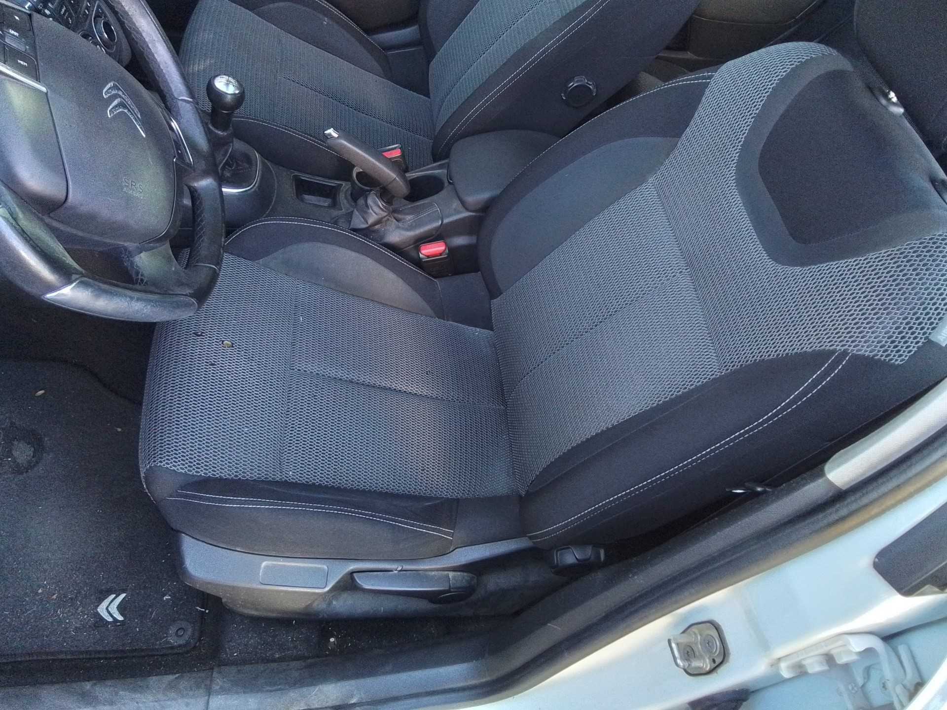 Recambio de asiento delantero izquierdo para citroën c4 lim. 1.6 hdi fap referencia OEM IAM   