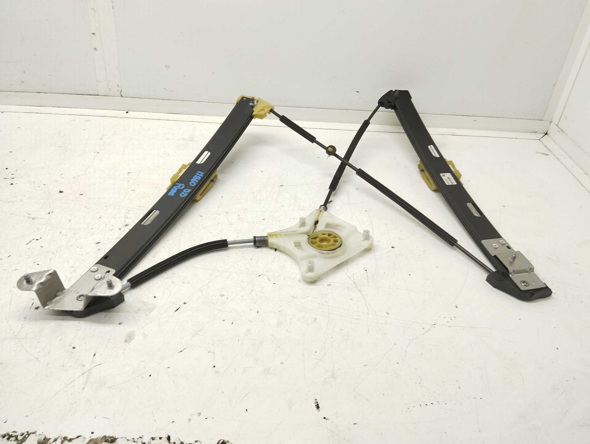 Recambio de elevalunas delantero derecho para volkswagen polo 1.0 tsi referencia OEM IAM 2G4837462B VW27006S 
