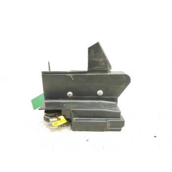 CERRADURA PUERTA TRASERA IZQUIERDA 825033585R 