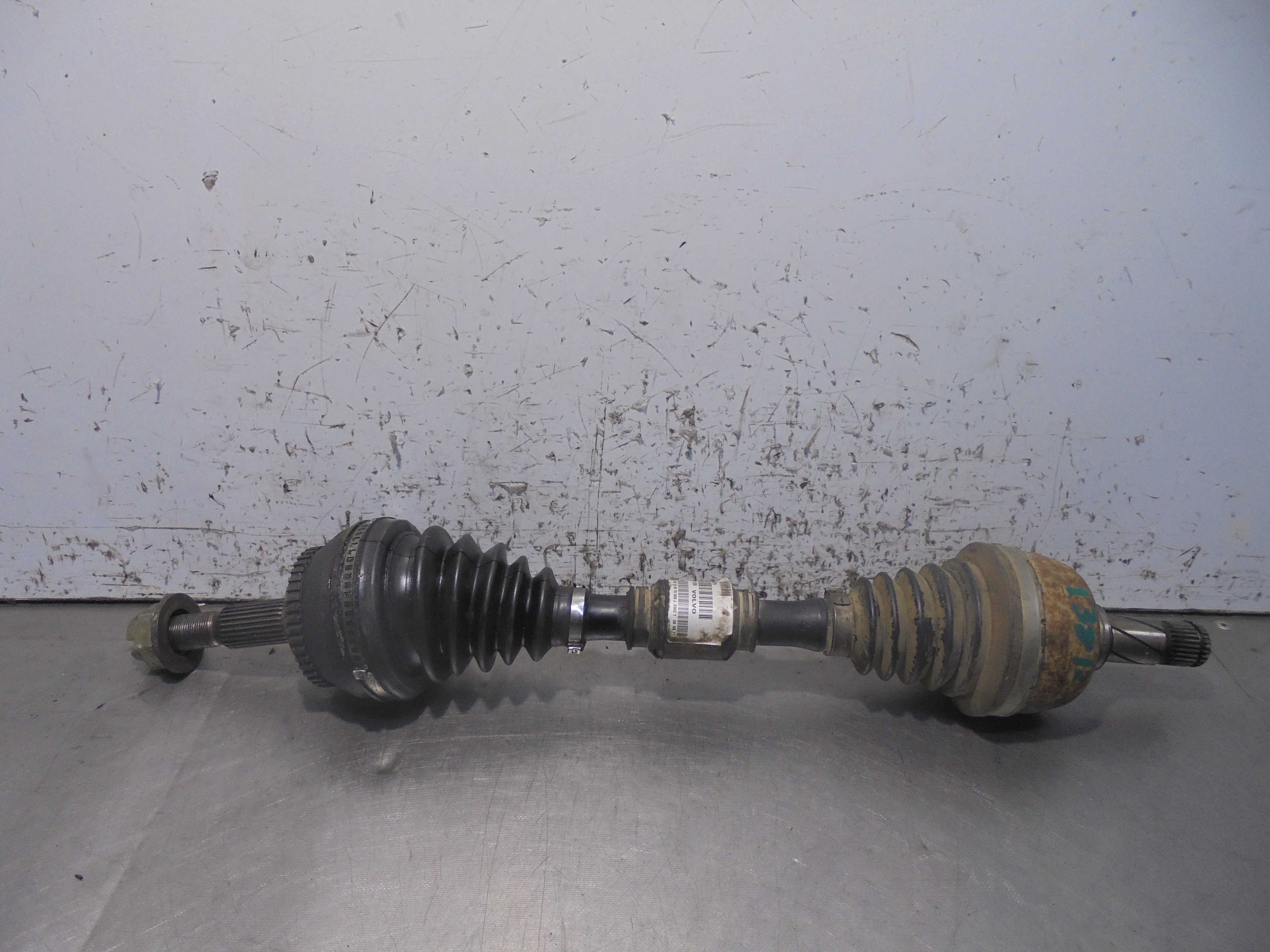 Recambio de transmision delantera izquierda para volvo s40 berlina 1.9 d+ (85kw) referencia OEM IAM P614079  
