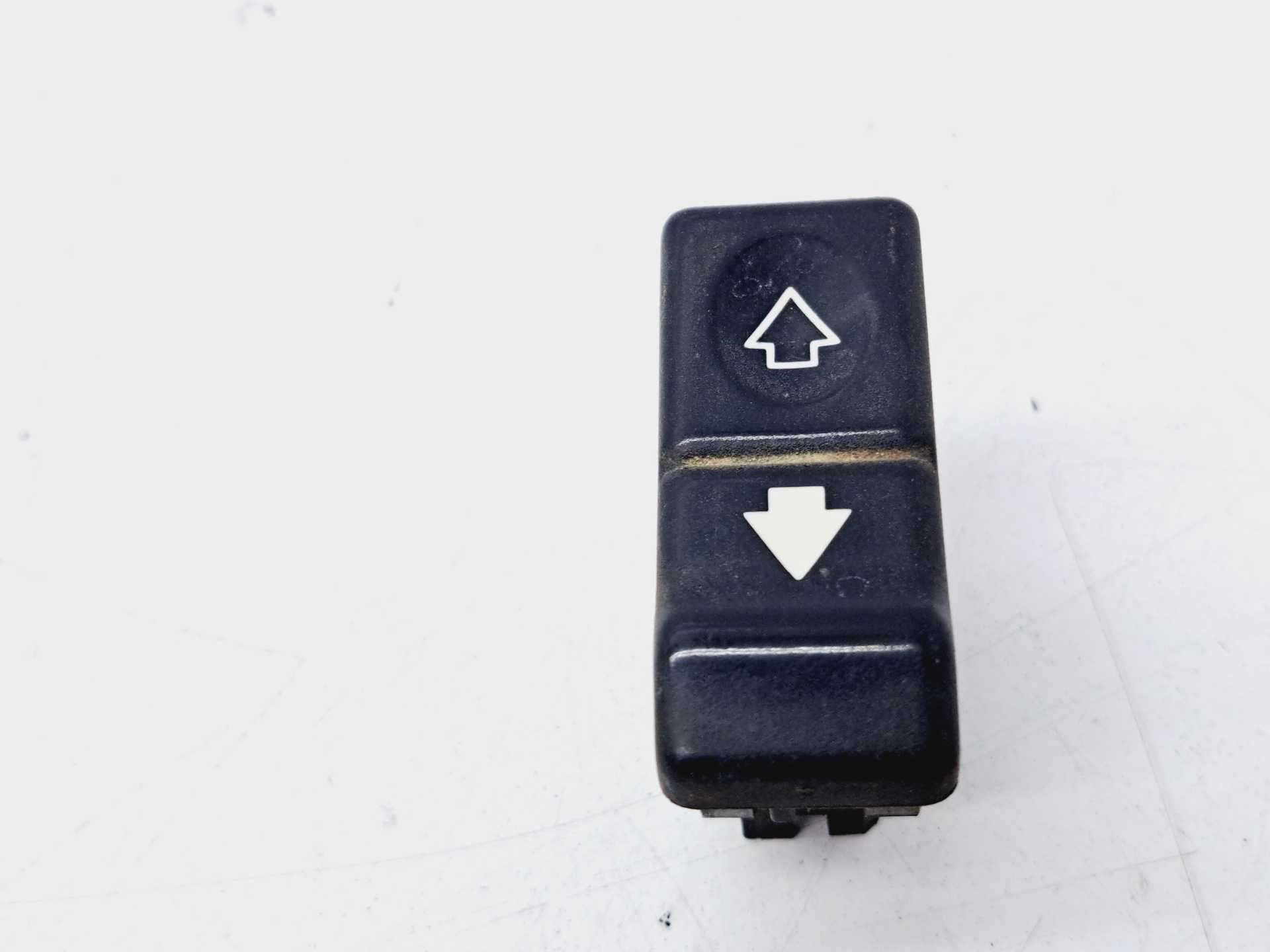 Recambio de mando elevalunas delantero izquierdo para peugeot 605 srdt referencia OEM IAM   