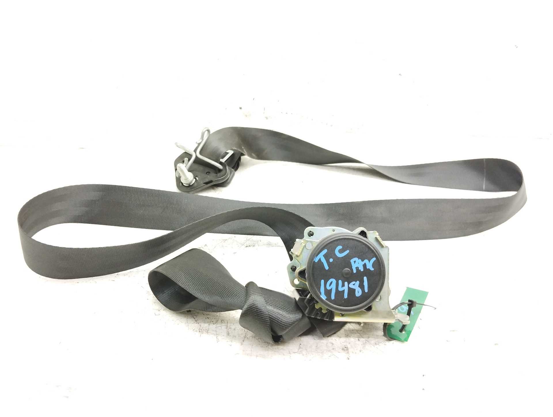 Recambio de cinturon seguridad trasero central para dacia sandero aniversario referencia OEM IAM 622488800D  