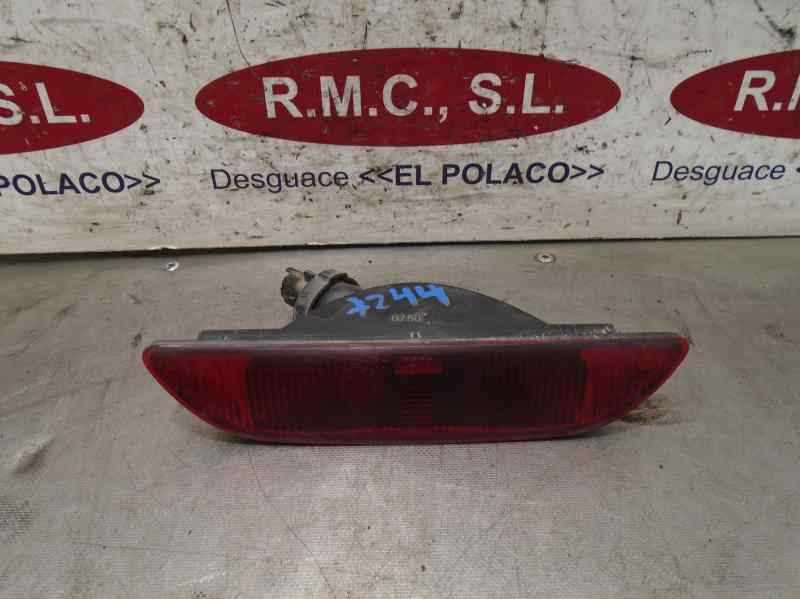 Recambio de faro antiniebla trasero central para nissan note (e11e) acenta referencia OEM IAM 265809U01A 96553110 00976000