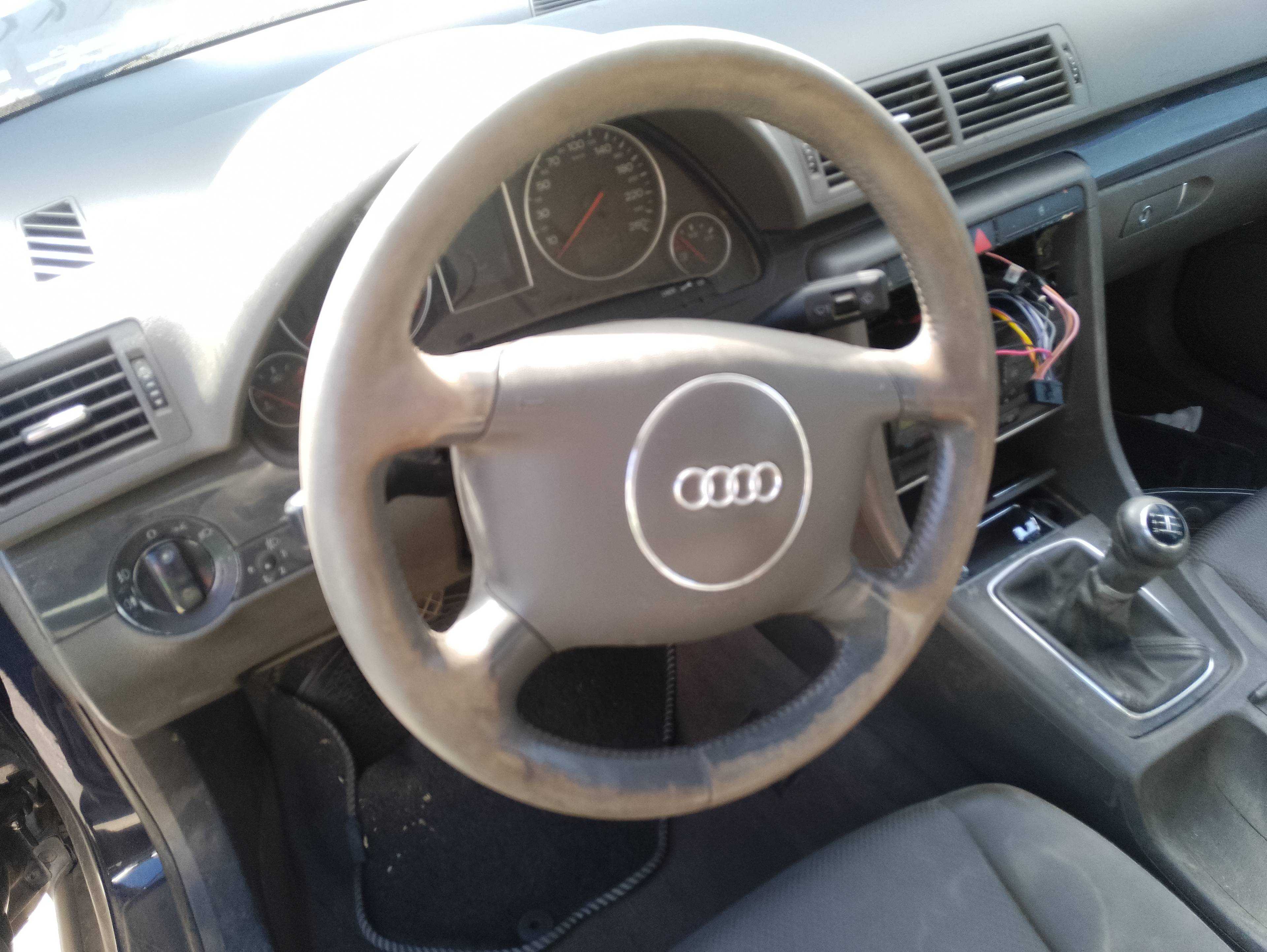 Recambio de volante para audi a4 berlina (8e) 2.0 referencia OEM IAM   