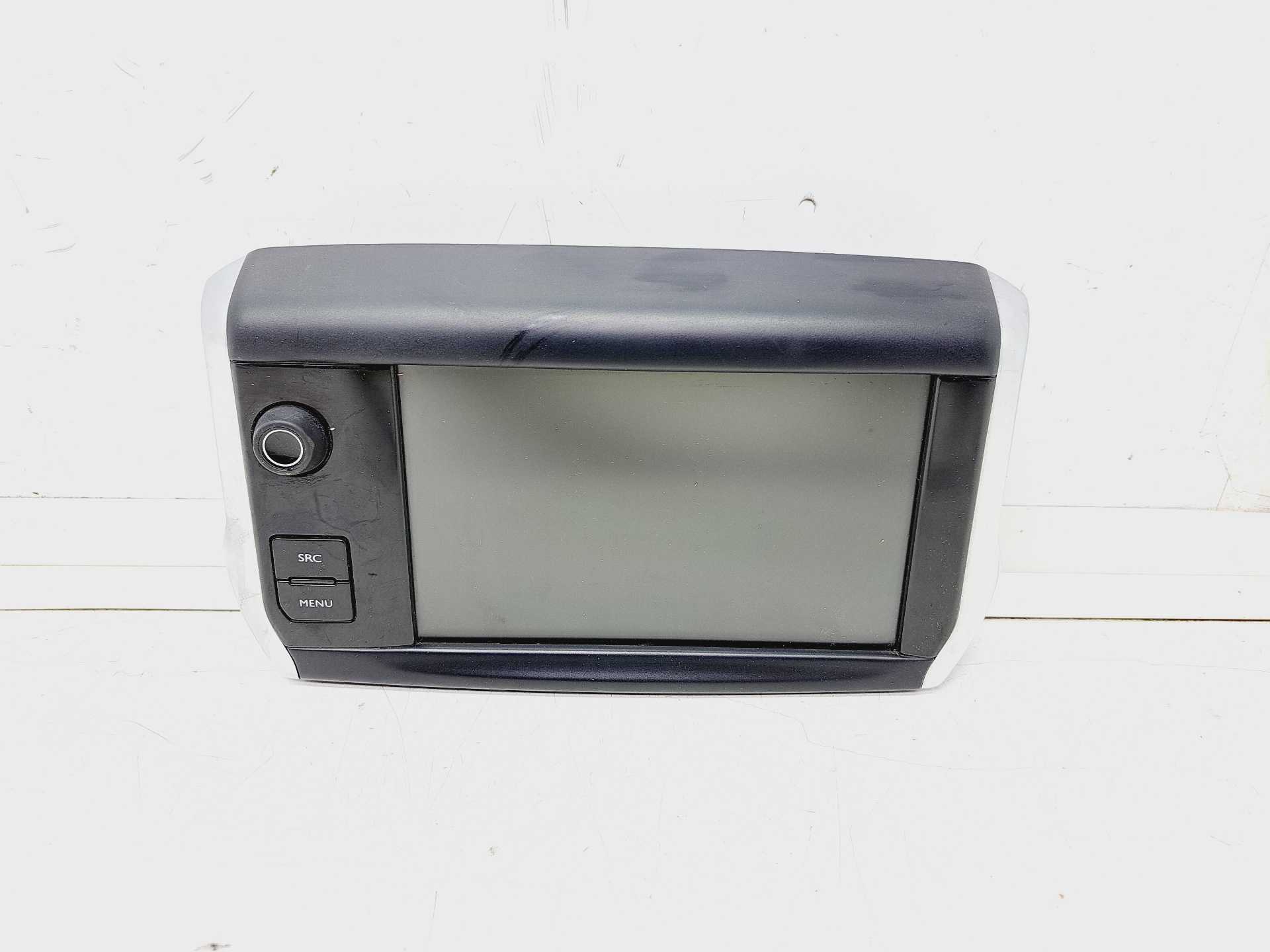 Recambio de pantalla multifuncion para peugeot 208 style referencia OEM IAM  9831642480 